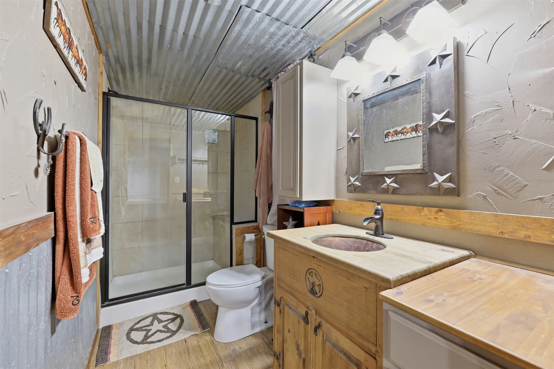 Farm For Sale in Parker County , 591 Mcfarland Lane, Weatherford, Texas 76088, 3 Bedroom, 2 Bathroom, Garage spaces, 1,632 Sqft, built in 1983, Preowned, mls#21235478, Real Estate Agent in Weatherford, Homes For Sale in Parker county, Homes For Sale in Weatherford, Realtor in Weatherford Texas, Real Estate Brokerage Independent Realty Texas, Luminita Cordes Realtor