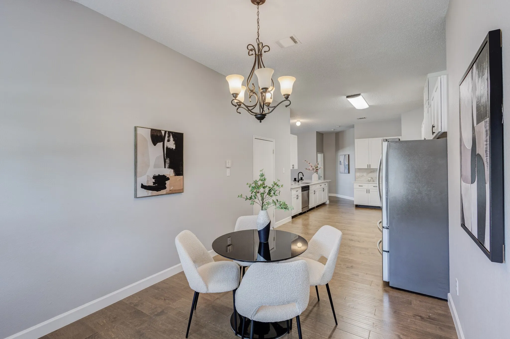 Single Family Residence For Sale in Dallas County , 7218 Compass Point Drive, Rowlett, Texas 75089, 4 Bedroom, 2 Bathroom, 2 Garage spaces, 2,564 Sqft, built in 2003, mls#21236892, Real Estate Agent in Rowlett, Homes For Sale in Dallas county, Homes For Sale in Rowlett, Realtor in Rowlett Texas, Real Estate Brokerage Independent Realty Texas, Luminita Cordes Realtor