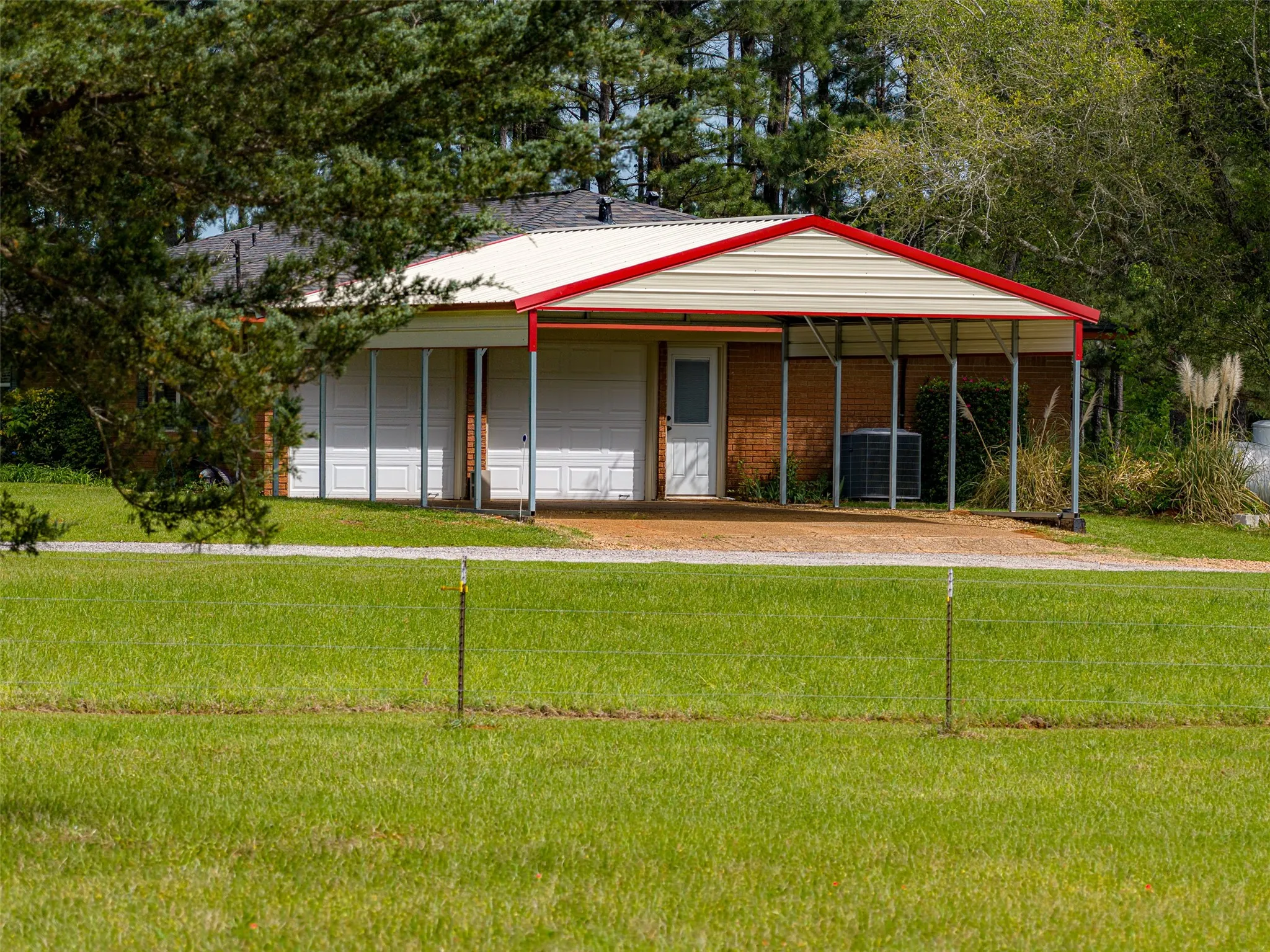 Farm For Sale in Anderson County , 2029 W State Highway 294, Elkhart, Texas 75839, 3 Bedroom, 3 Bathroom, 2 Garage spaces, 1,700 Sqft, built in 1967, Preowned, Price $490,000, mls#21236753, Real Estate Agent in Elkhart, Homes For Sale in Anderson county, Homes For Sale in Elkhart, Realtor in Elkhart Texas, Real Estate Brokerage Independent Realty Texas, Luminita Cordes Realtor
