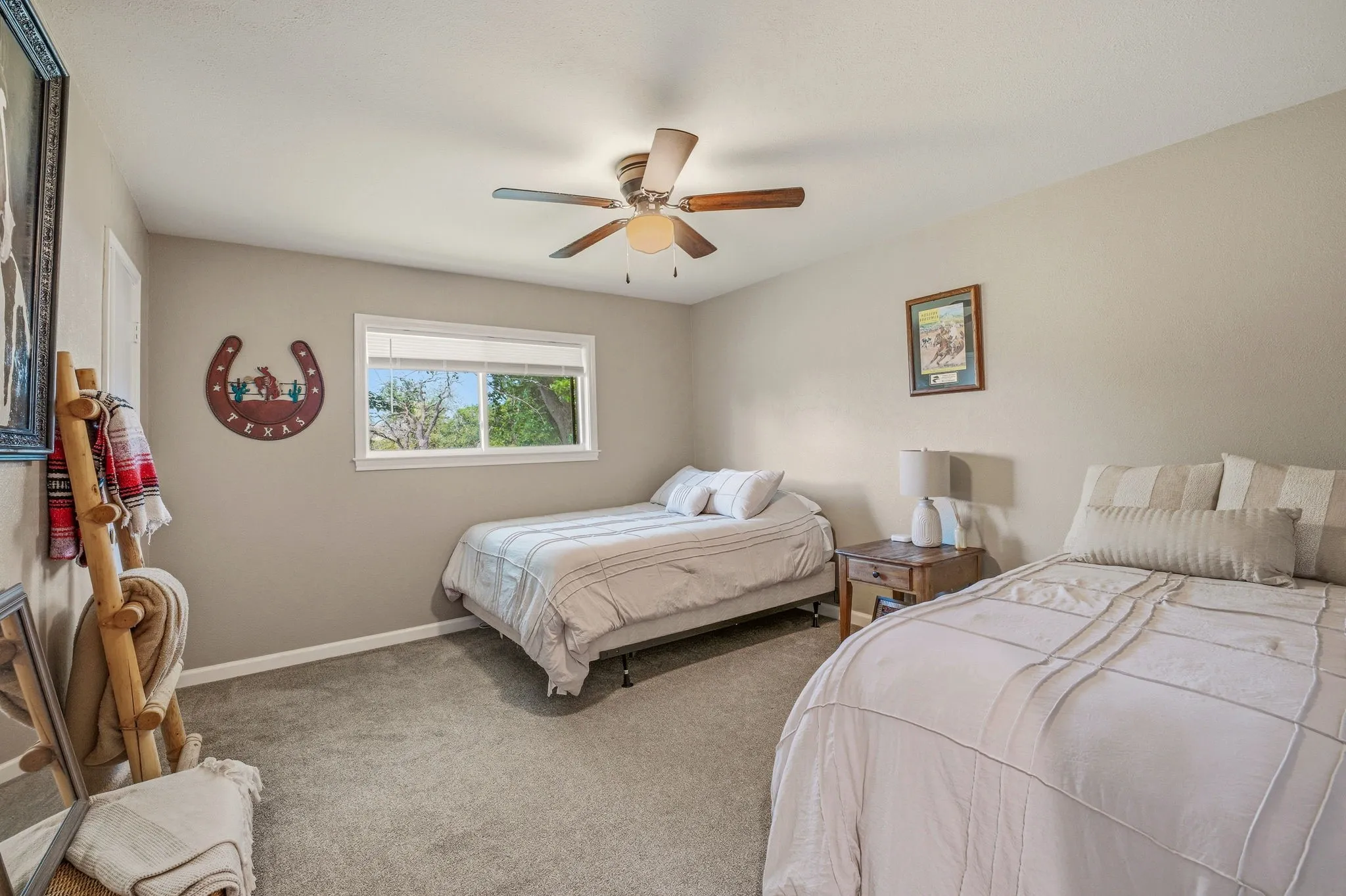 Farm For Sale in Erath County , 1705 US Highway 67, Stephenville, Texas 76401, 3 Bedroom, 2 Bathroom, 2 Garage spaces, 2,829 Sqft, built in 1963, mls#21235991, Real Estate Agent in Stephenville, Homes For Sale in Erath county, Homes For Sale in Stephenville, Realtor in Stephenville Texas, Real Estate Brokerage Independent Realty Texas, Luminita Cordes Realtor