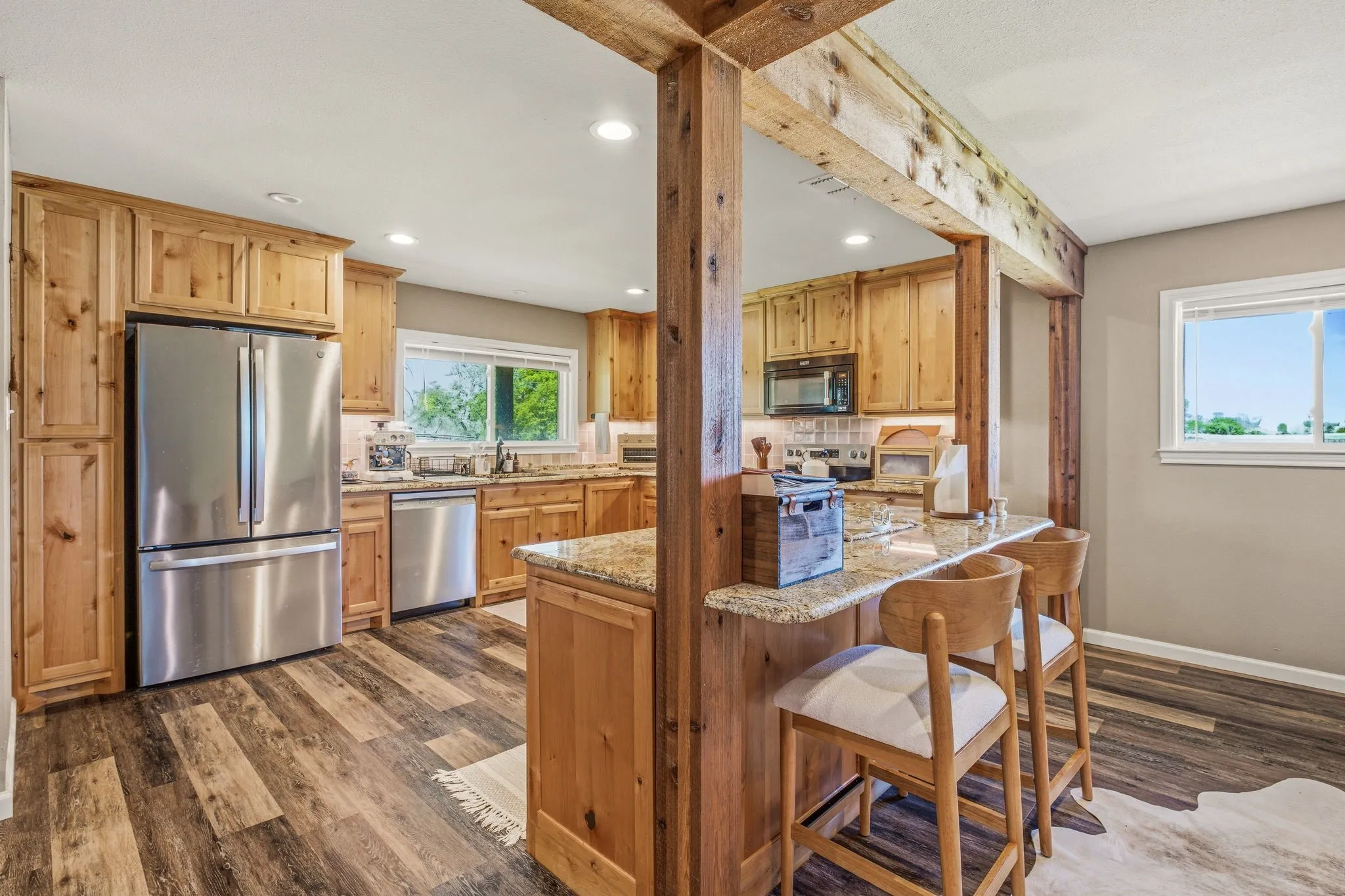 Farm For Sale in Erath County , 1705 US Highway 67, Stephenville, Texas 76401, 3 Bedroom, 2 Bathroom, 2 Garage spaces, 2,829 Sqft, built in 1963, mls#21235991, Real Estate Agent in Stephenville, Homes For Sale in Erath county, Homes For Sale in Stephenville, Realtor in Stephenville Texas, Real Estate Brokerage Independent Realty Texas, Luminita Cordes Realtor