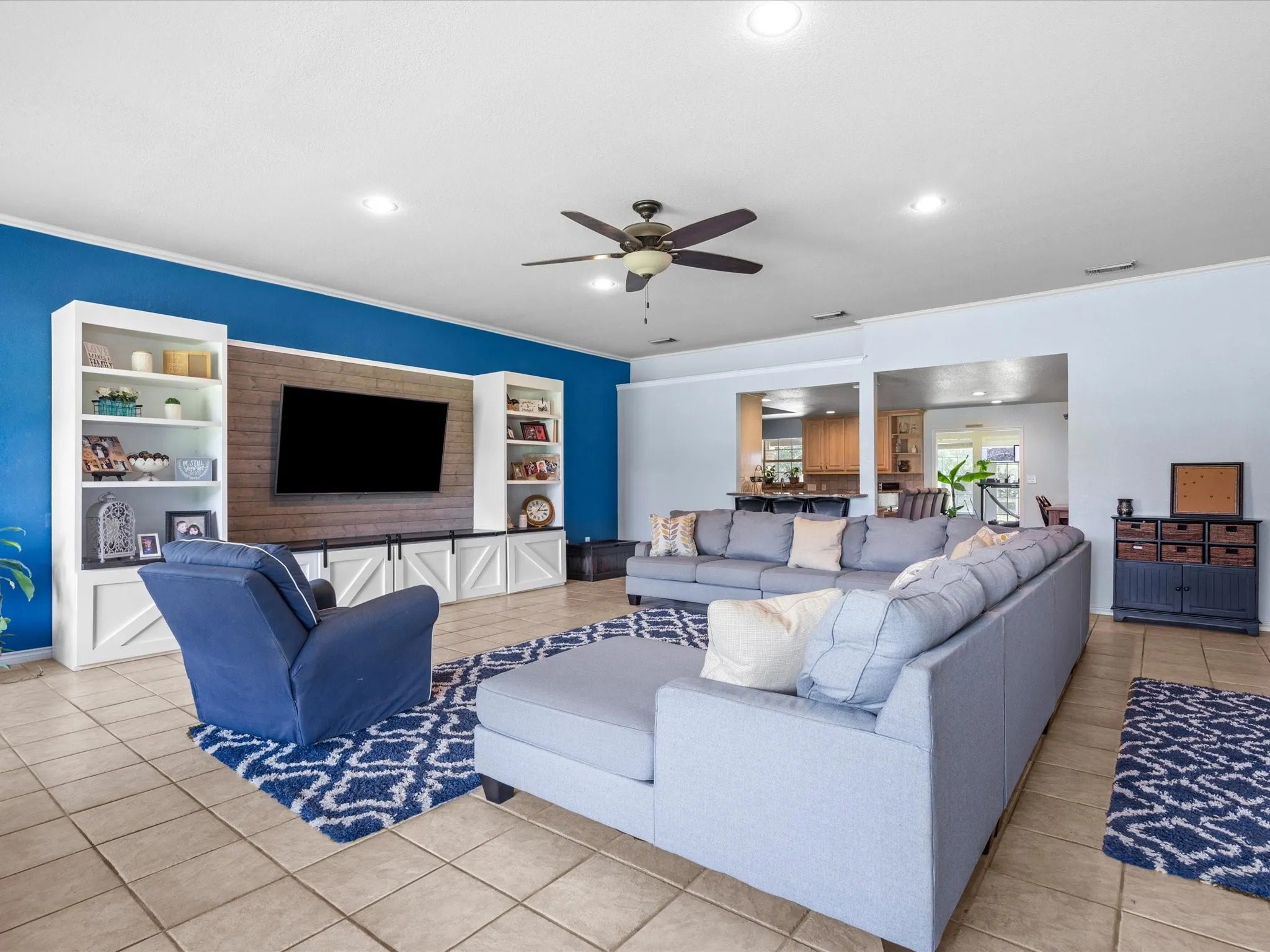Single Family Residence For Sale in Wise County , 205 PR 2194, Decatur, Texas 76234, 4 Bedroom, 4 Bathroom, 2 Garage spaces, 3,180 Sqft, built in 2000, Preowned, mls#21235295, Real Estate Agent in Decatur, Homes For Sale in Wise county, Homes For Sale in Decatur, Realtor in Decatur Texas, Real Estate Brokerage Independent Realty Texas, Luminita Cordes Realtor