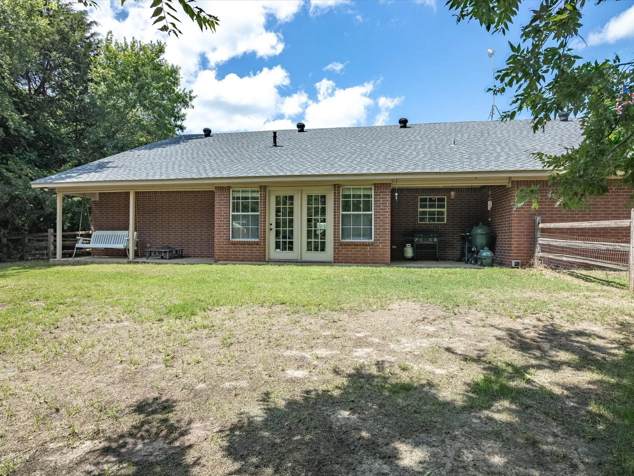 Single Family Residence For Sale in Wise County , 205 PR 2194, Decatur, Texas 76234, 4 Bedroom, 4 Bathroom, 2 Garage spaces, 3,180 Sqft, built in 2000, Preowned, mls#21235295, Real Estate Agent in Decatur, Homes For Sale in Wise county, Homes For Sale in Decatur, Realtor in Decatur Texas, Real Estate Brokerage Independent Realty Texas, Luminita Cordes Realtor