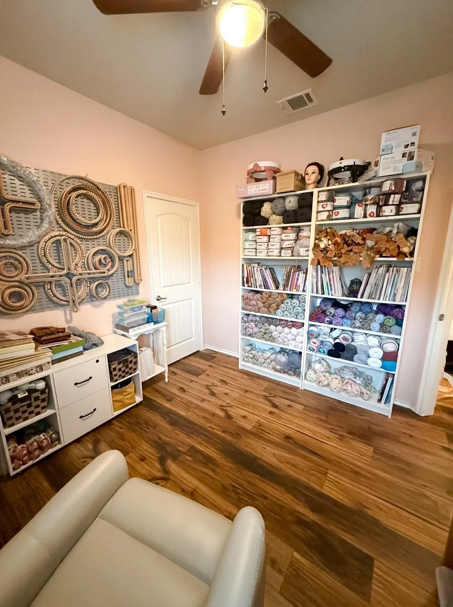 Single Family Residence For Sale in Collin County , 120 Chalk Road, Anna, Texas 75409, 3 Bedroom, 2 Bathroom, 2 Garage spaces, 1,260 Sqft, built in 2012, Preowned, mls#21233331, Real Estate Agent in Anna, Homes For Sale in Collin county, Homes For Sale in Anna, Realtor in Anna Texas, Real Estate Brokerage Independent Realty Texas, Luminita Cordes Realtor