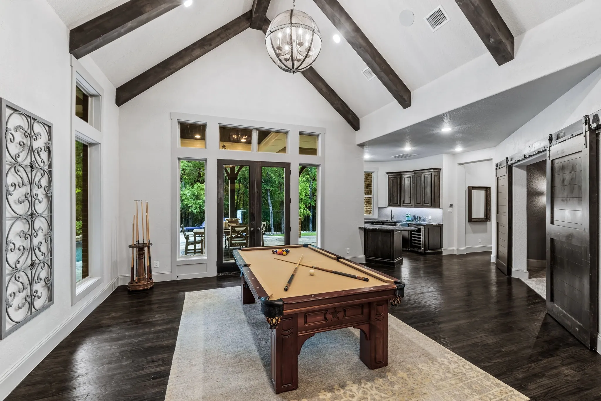 Single Family Residence For Sale in Denton County , 521 W Waters Edge Way, Oak Point, Texas 75068, 4 Bedroom, 4 Bathroom, 5 Garage spaces, 6,083 Sqft, built in 2018, Preowned, mls#21233589, Real Estate Agent in Oak Point, Homes For Sale in Denton county, Homes For Sale in Oak Point, Realtor in Oak Point Texas, Real Estate Brokerage Independent Realty Texas, Luminita Cordes Realtor