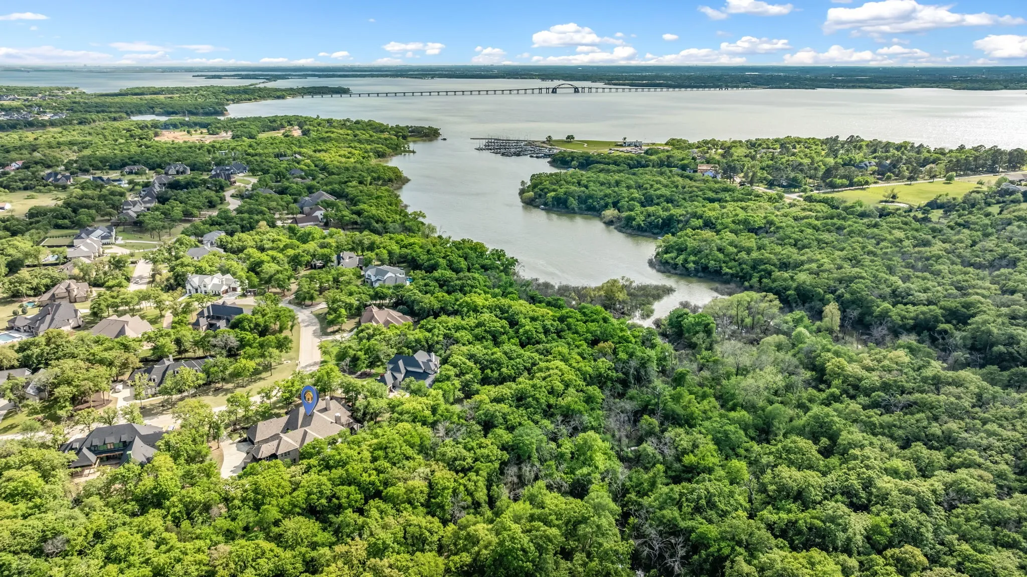 Single Family Residence For Sale in Denton County , 521 W Waters Edge Way, Oak Point, Texas 75068, 4 Bedroom, 4 Bathroom, 5 Garage spaces, 6,083 Sqft, built in 2018, Preowned, mls#21233589, Real Estate Agent in Oak Point, Homes For Sale in Denton county, Homes For Sale in Oak Point, Realtor in Oak Point Texas, Real Estate Brokerage Independent Realty Texas, Luminita Cordes Realtor