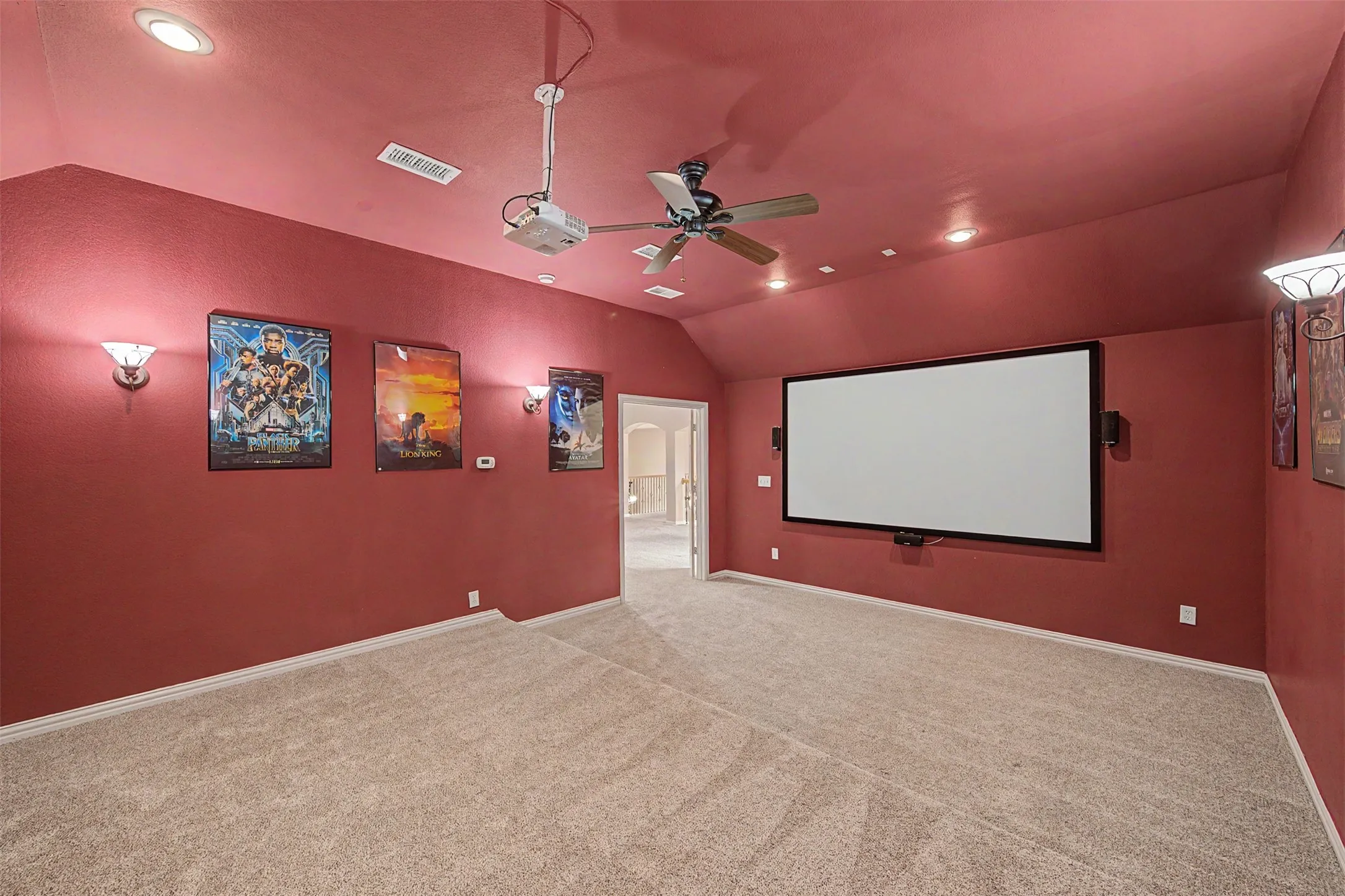Single Family Residence For Sale in Collin County , 15606 Fox Meadow Lane, Frisco, Texas 75035, 4 Bedroom, 4 Bathroom, 3 Garage spaces, 3,562 Sqft, built in 2005, Preowned, mls#21235529, Real Estate Agent in Frisco, Homes For Sale in Collin county, Homes For Sale in Frisco, Realtor in Frisco Texas, Real Estate Brokerage Independent Realty Texas, Luminita Cordes Realtor