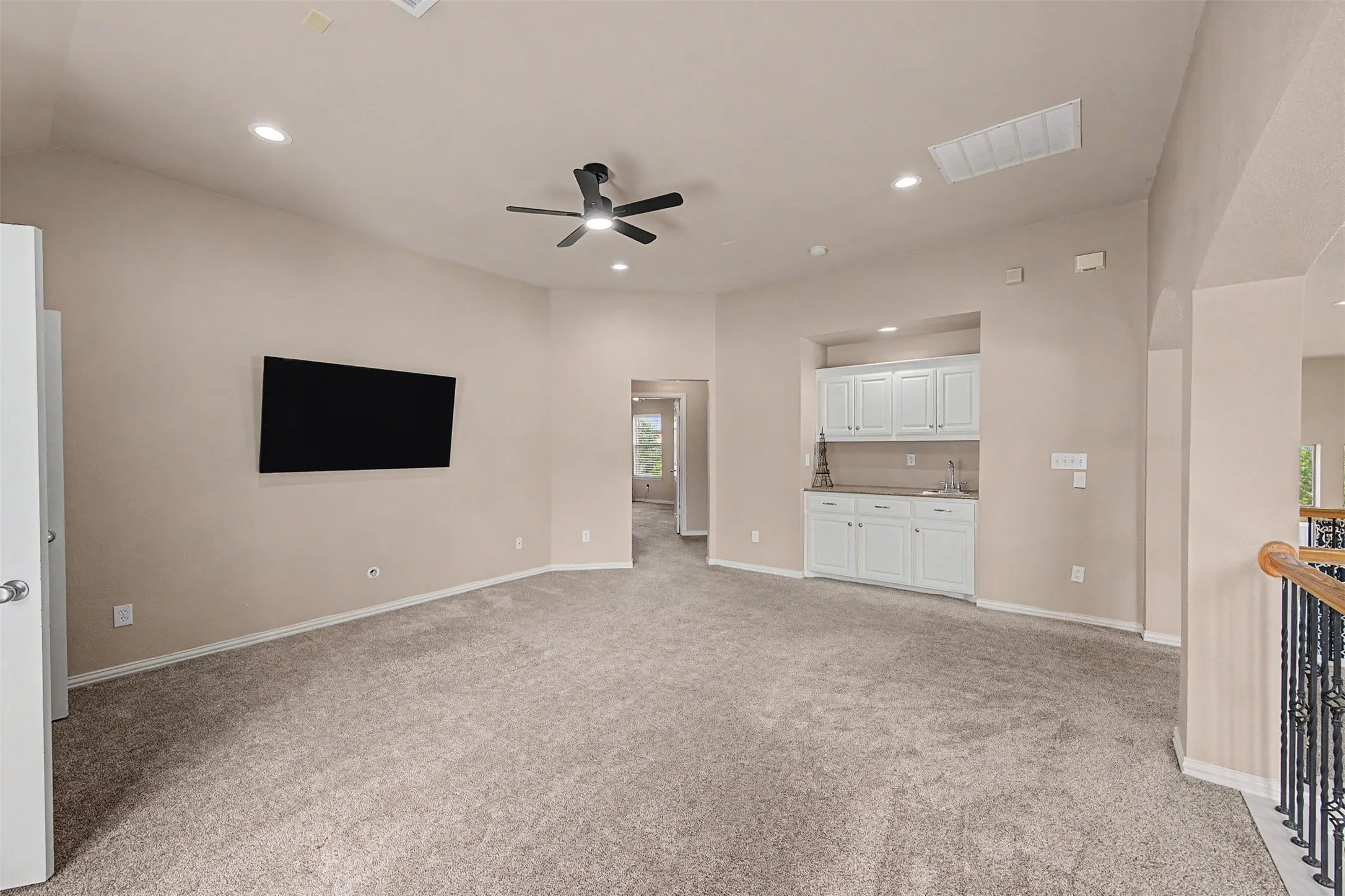 Single Family Residence For Sale in Collin County , 15606 Fox Meadow Lane, Frisco, Texas 75035, 4 Bedroom, 4 Bathroom, 3 Garage spaces, 3,562 Sqft, built in 2005, Preowned, mls#21235529, Real Estate Agent in Frisco, Homes For Sale in Collin county, Homes For Sale in Frisco, Realtor in Frisco Texas, Real Estate Brokerage Independent Realty Texas, Luminita Cordes Realtor