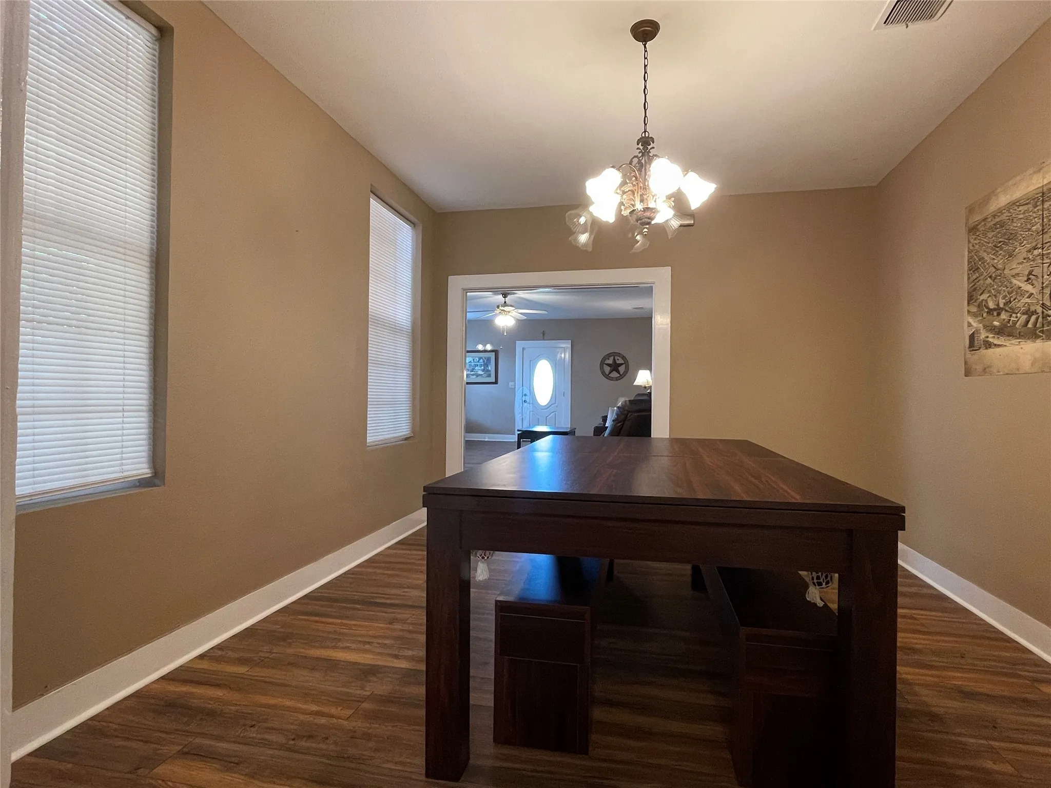 Single Family Residence For Sale in Tarrant County , 5101 Birchman Avenue, Fort Worth, Texas 76107, 2 Bedroom, 1 Bathroom, Garage spaces, 1,425 Sqft, built in 1930, Preowned, mls#21235355, Real Estate Agent in Fort Worth, Homes For Sale in Tarrant county, Homes For Sale in Fort Worth, Realtor in Fort Worth Texas, Real Estate Brokerage Independent Realty Texas, Luminita Cordes Realtor