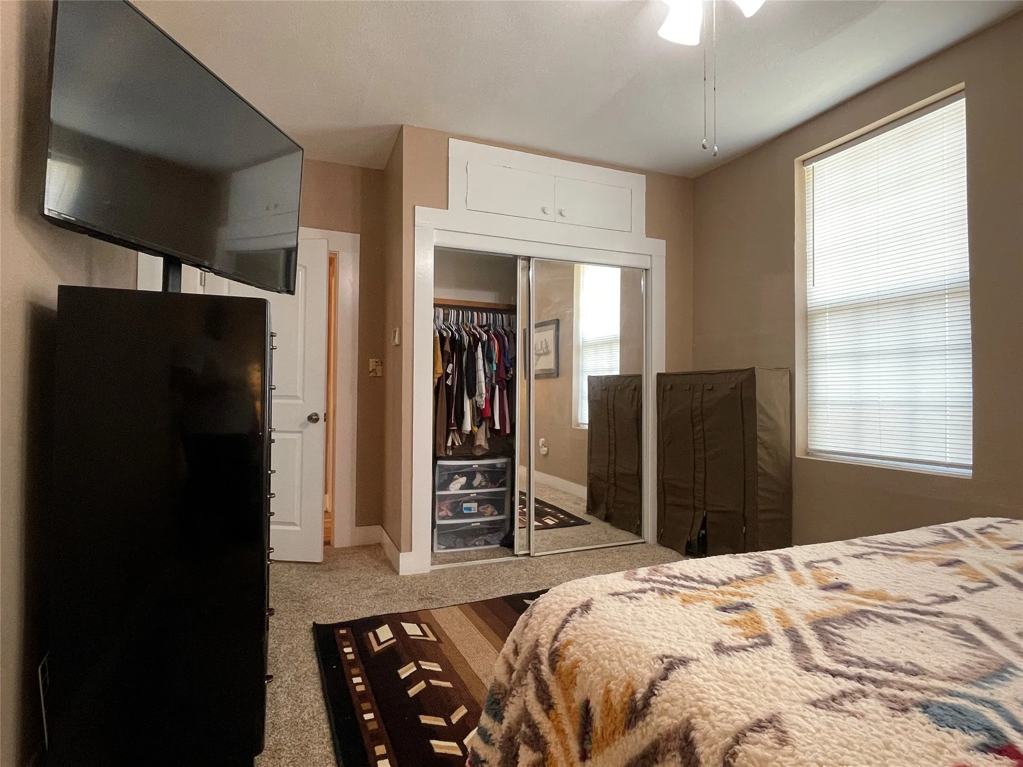 Single Family Residence For Sale in Tarrant County , 5101 Birchman Avenue, Fort Worth, Texas 76107, 2 Bedroom, 1 Bathroom, Garage spaces, 1,425 Sqft, built in 1930, Preowned, mls#21235355, Real Estate Agent in Fort Worth, Homes For Sale in Tarrant county, Homes For Sale in Fort Worth, Realtor in Fort Worth Texas, Real Estate Brokerage Independent Realty Texas, Luminita Cordes Realtor