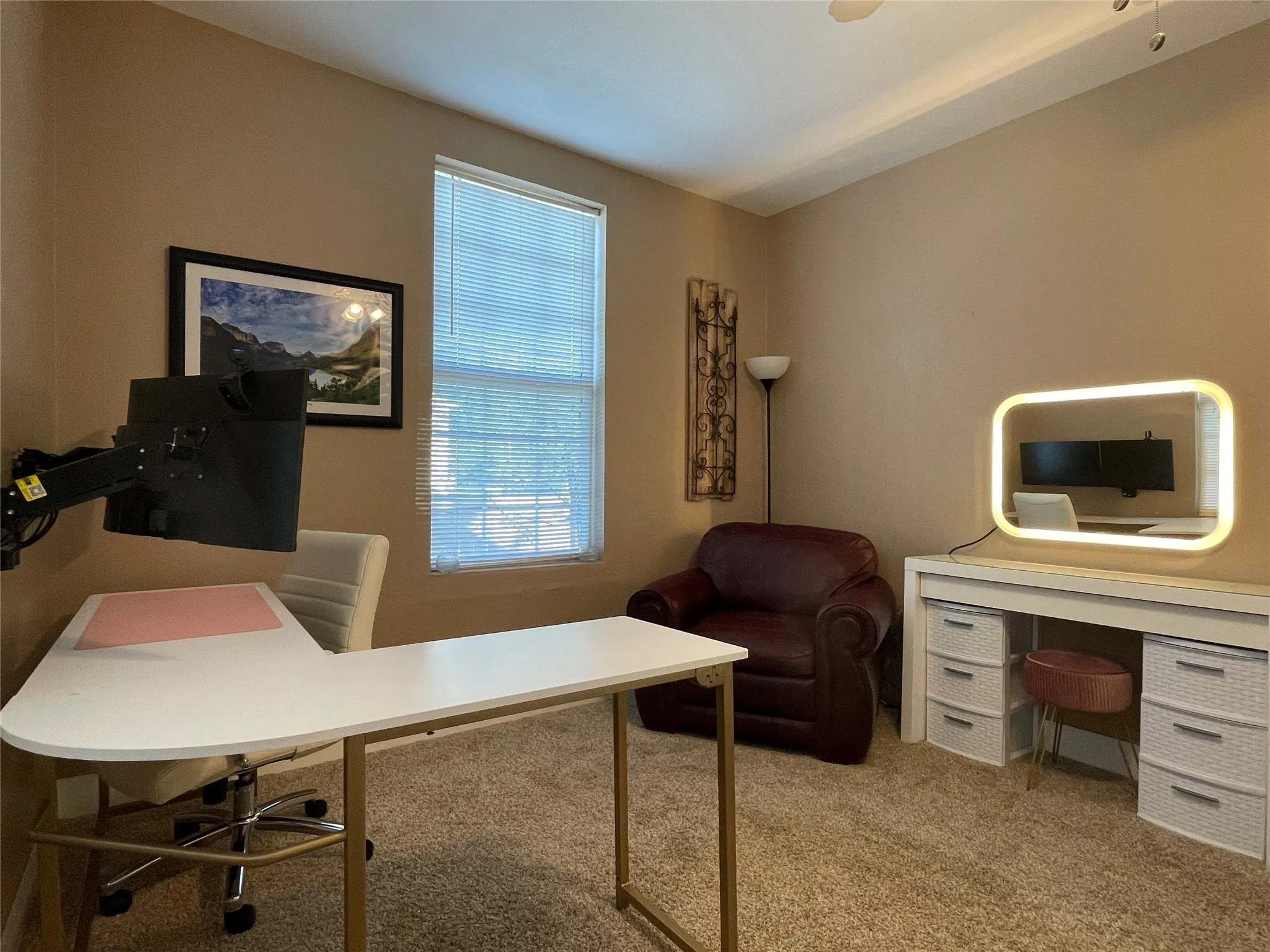 Single Family Residence For Sale in Tarrant County , 5101 Birchman Avenue, Fort Worth, Texas 76107, 2 Bedroom, 1 Bathroom, Garage spaces, 1,425 Sqft, built in 1930, Preowned, mls#21235355, Real Estate Agent in Fort Worth, Homes For Sale in Tarrant county, Homes For Sale in Fort Worth, Realtor in Fort Worth Texas, Real Estate Brokerage Independent Realty Texas, Luminita Cordes Realtor
