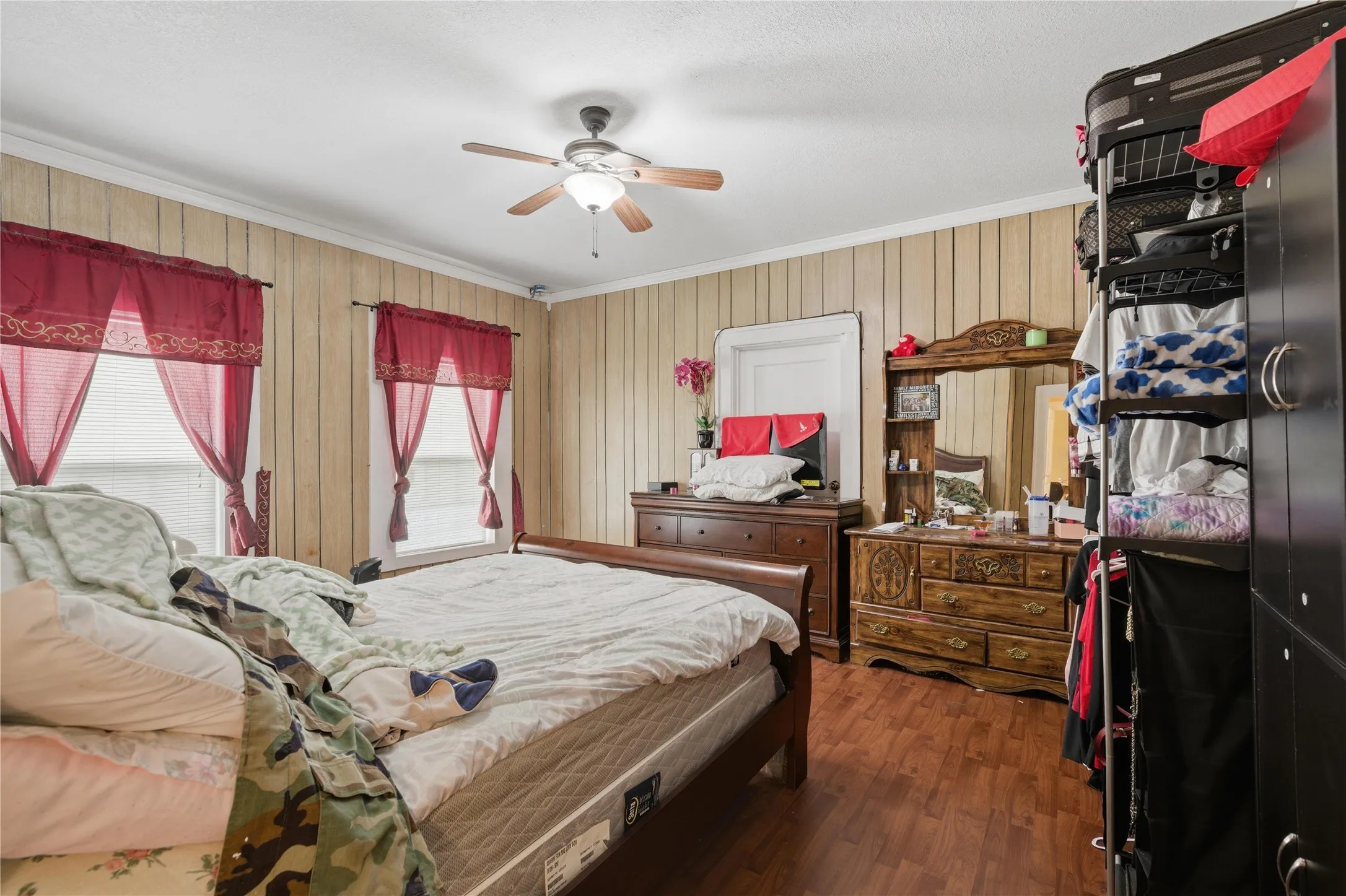 Duplex For Sale in Mc Lennan County , 2719-2721 Parrott Avenue, Waco, Texas 76707, 5 Bedroom, 2 Bathroom, Garage spaces, 0 Sqft, built in 1929, Preowned, mls#21236959, Real Estate Agent in Waco, Homes For Sale in Mc Lennan county, Homes For Sale in Waco, Realtor in Waco Texas, Real Estate Brokerage Independent Realty Texas, Luminita Cordes Realtor