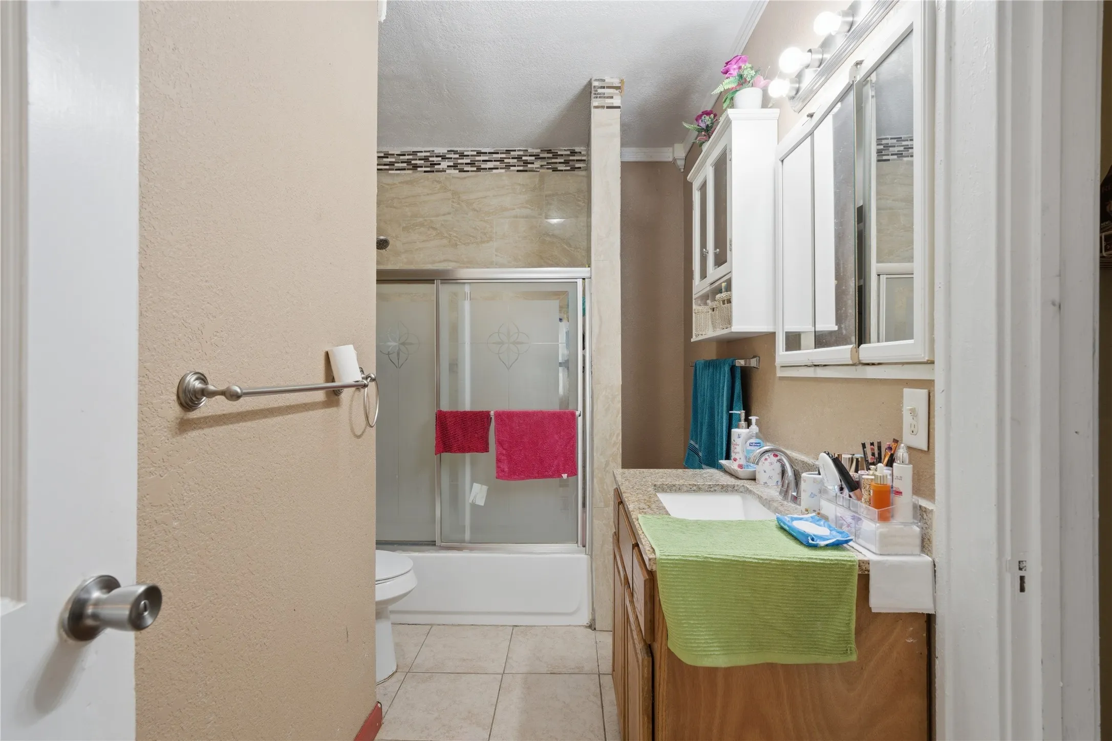 Duplex For Sale in Mc Lennan County , 2719-2721 Parrott Avenue, Waco, Texas 76707, 5 Bedroom, 2 Bathroom, Garage spaces, 0 Sqft, built in 1929, Preowned, mls#21236959, Real Estate Agent in Waco, Homes For Sale in Mc Lennan county, Homes For Sale in Waco, Realtor in Waco Texas, Real Estate Brokerage Independent Realty Texas, Luminita Cordes Realtor