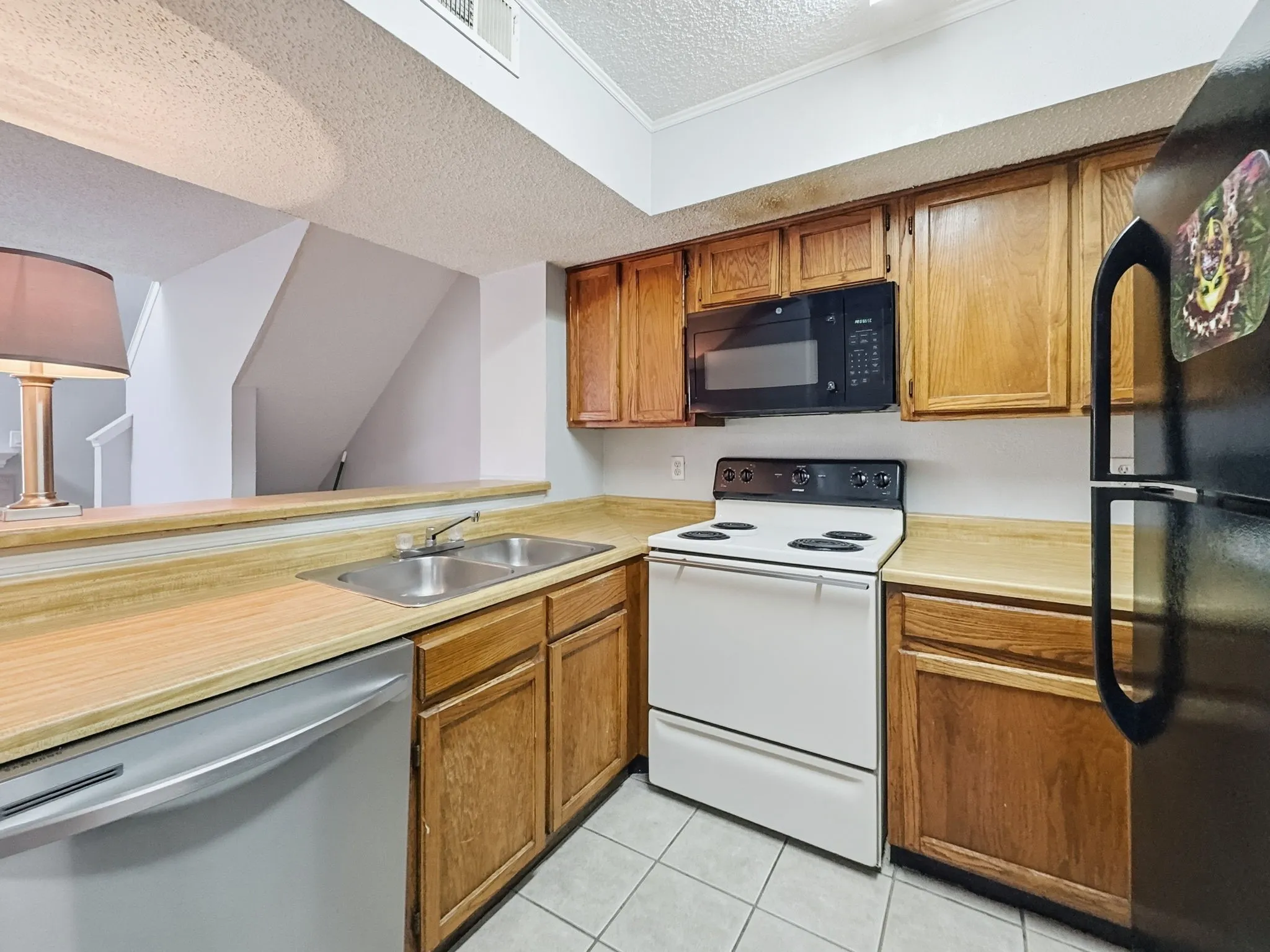 Condominium For Rent in Dallas County , 9835 Walnut Street 208, Dallas, Texas 75243, 1 Bedroom, 1 Bathroom, Garage spaces, 774 Sqft, built in 1985, Preowned, mls#21237003, Real Estate Agent in Dallas, Homes For Rent in Dallas county, Homes For Rent in Dallas, Realtor in Dallas Texas, Real Estate Brokerage Independent Realty Texas, Luminita Cordes Realtor