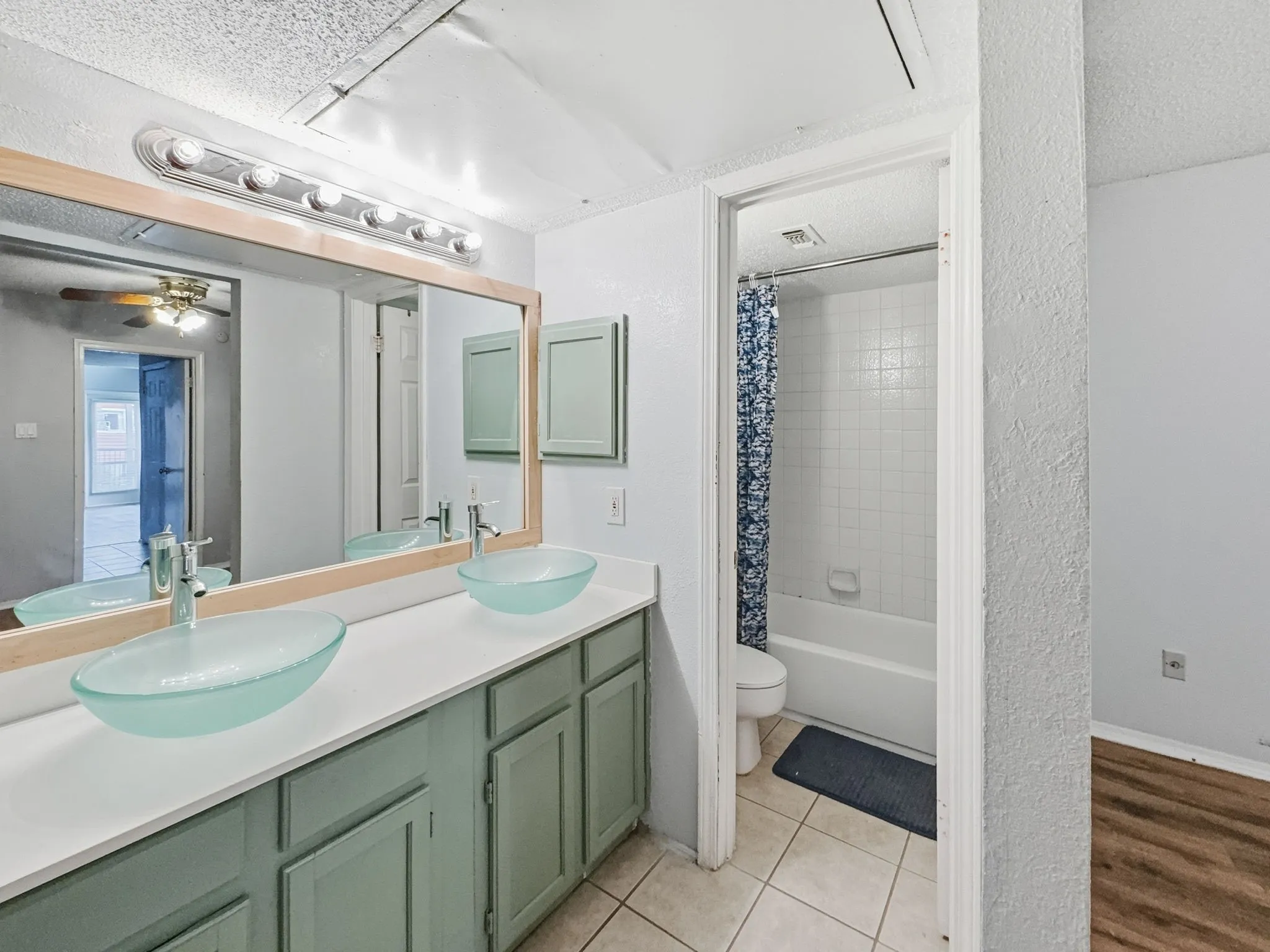 Condominium For Rent in Dallas County , 9835 Walnut Street 208, Dallas, Texas 75243, 1 Bedroom, 1 Bathroom, Garage spaces, 774 Sqft, built in 1985, Preowned, mls#21237003, Real Estate Agent in Dallas, Homes For Rent in Dallas county, Homes For Rent in Dallas, Realtor in Dallas Texas, Real Estate Brokerage Independent Realty Texas, Luminita Cordes Realtor