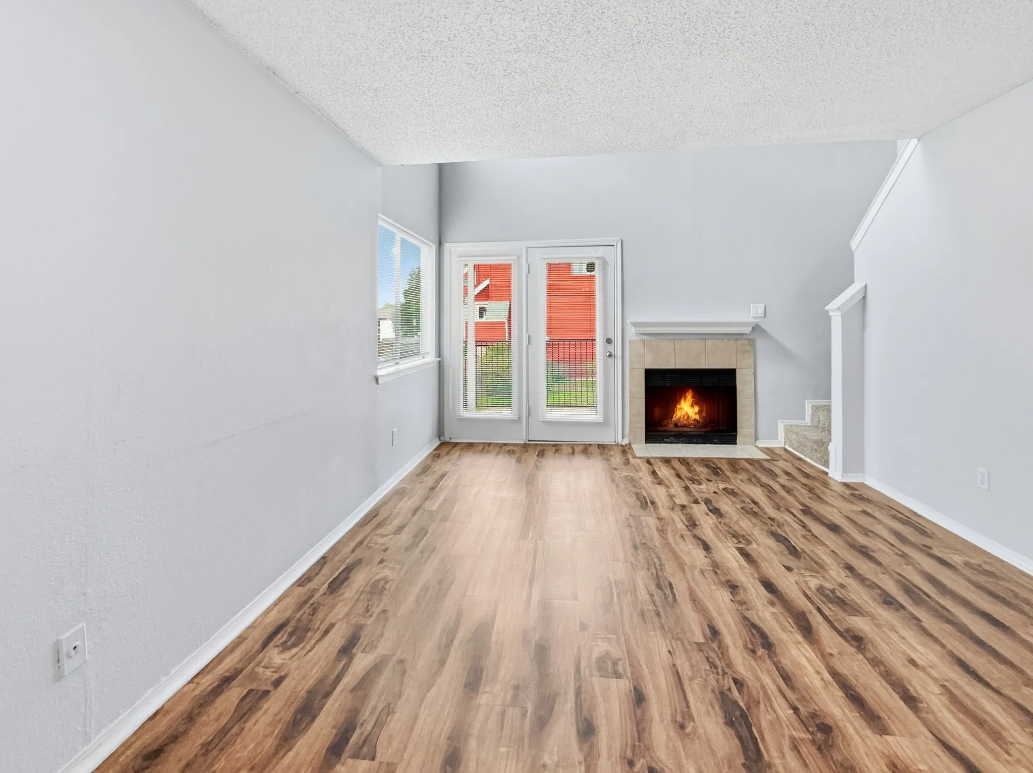 Condominium For Rent in Dallas County , 9835 Walnut Street 208, Dallas, Texas 75243, 1 Bedroom, 1 Bathroom, Garage spaces, 774 Sqft, built in 1985, Preowned, mls#21237003, Real Estate Agent in Dallas, Homes For Rent in Dallas county, Homes For Rent in Dallas, Realtor in Dallas Texas, Real Estate Brokerage Independent Realty Texas, Luminita Cordes Realtor