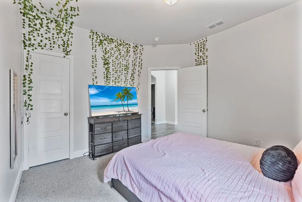 Single Family Residence For Sale in Denton County , 1309 Sage Way, Little Elm, Texas 76227, 4 Bedroom, 3 Bathroom, 2 Garage spaces, 2,441 Sqft, built in 2019, mls#21237015, Real Estate Agent in Little Elm, Homes For Sale in Denton county, Homes For Sale in Little Elm, Realtor in Little Elm Texas, Real Estate Brokerage Independent Realty Texas, Luminita Cordes Realtor