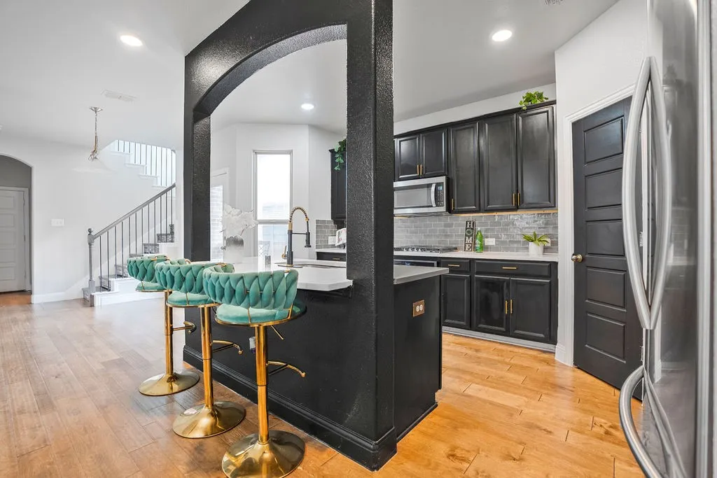 Single Family Residence For Sale in Denton County , 1309 Sage Way, Little Elm, Texas 76227, 4 Bedroom, 3 Bathroom, 2 Garage spaces, 2,441 Sqft, built in 2019, mls#21237015, Real Estate Agent in Little Elm, Homes For Sale in Denton county, Homes For Sale in Little Elm, Realtor in Little Elm Texas, Real Estate Brokerage Independent Realty Texas, Luminita Cordes Realtor
