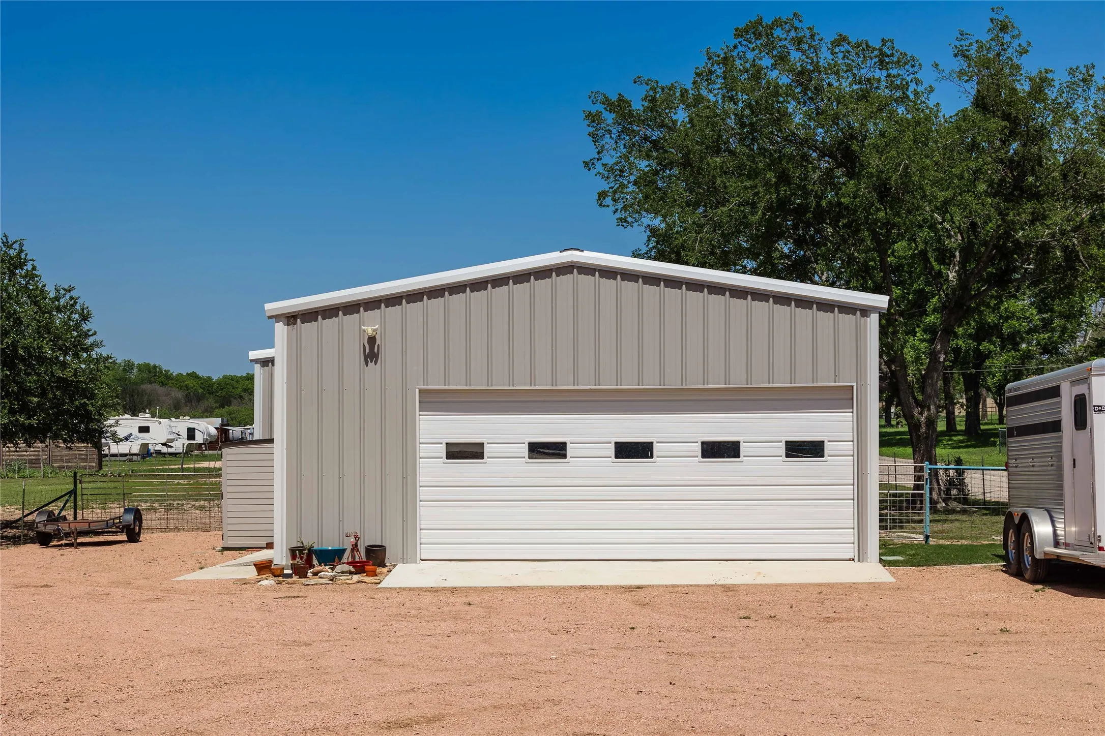 Single Family Residence For Sale in San Saba County , 217 County Rd. 102, San Saba, Texas 76877, 4 Bedrooms, 2 Bathrooms, 2 Garage spaces, 2,210 Sqft, built in 2015, New Construction - Complete, Price $795,000, mls#21229024, Real Estate Agent in San Saba, Homes For Sale in San Saba county, Homes For Sale in San Saba, Realtor in San Saba Texas, Real Estate Brokerage Independent Realty Texas, Luminita Cordes Realtor