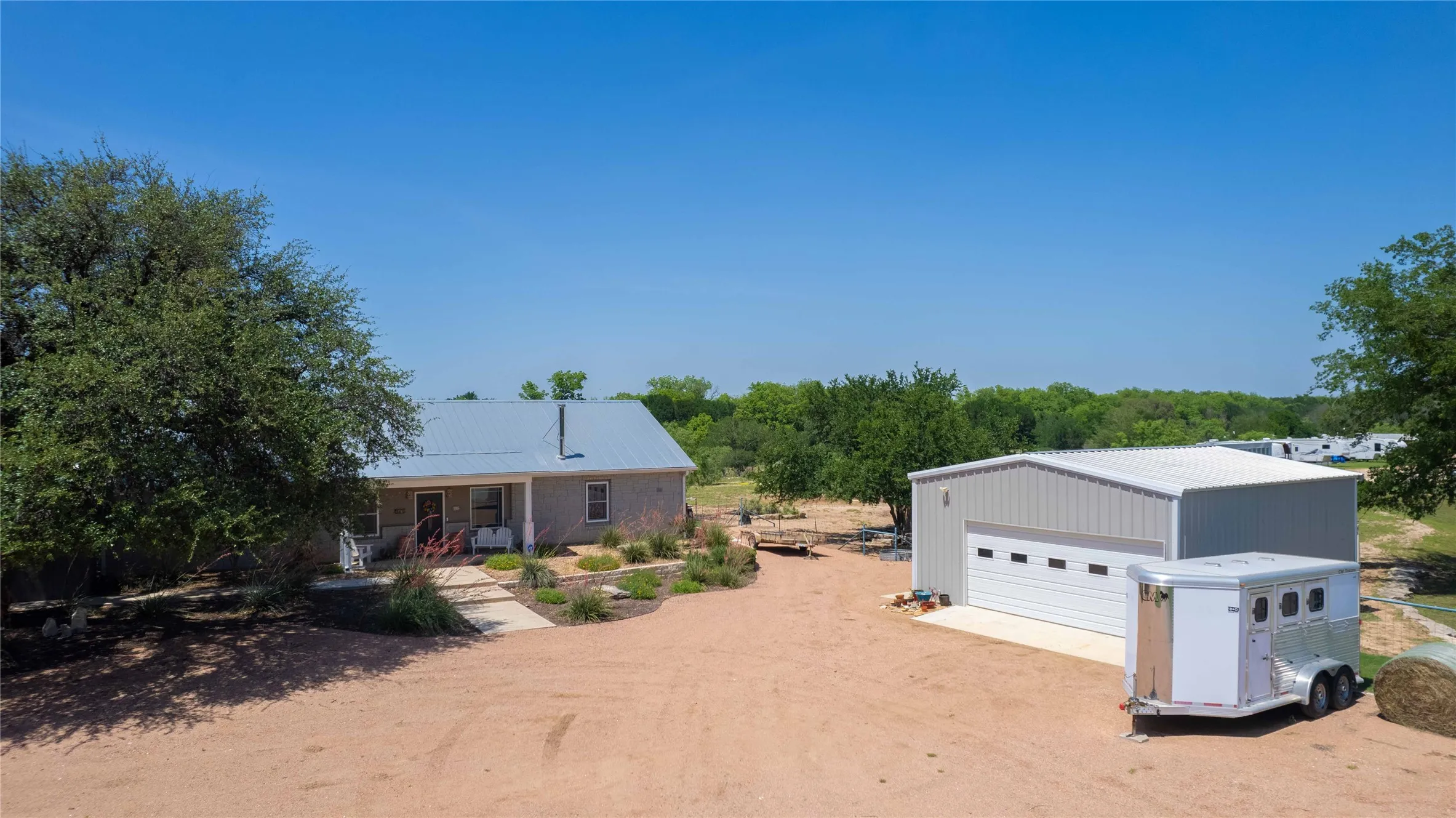 Single Family Residence For Sale in San Saba County , 217 County Rd. 102, San Saba, Texas 76877, 4 Bedrooms, 2 Bathrooms, 2 Garage spaces, 2,210 Sqft, built in 2015, New Construction - Complete, Price $795,000, mls#21229024, Real Estate Agent in San Saba, Homes For Sale in San Saba county, Homes For Sale in San Saba, Realtor in San Saba Texas, Real Estate Brokerage Independent Realty Texas, Luminita Cordes Realtor
