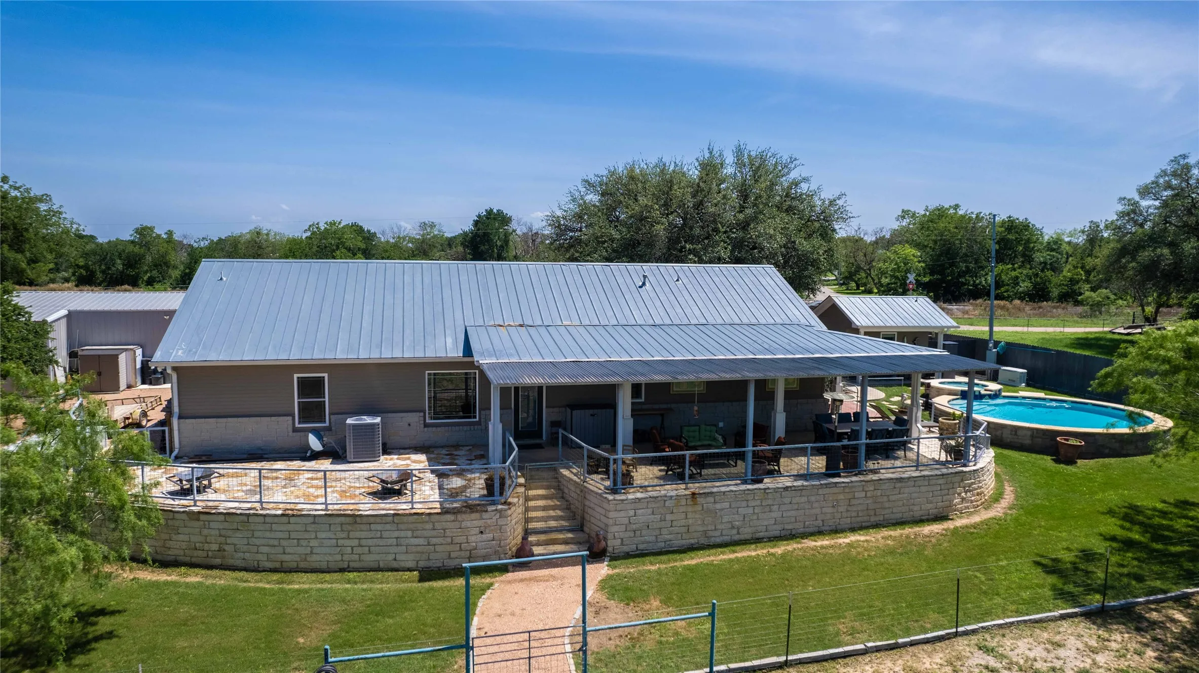 Single Family Residence For Sale in San Saba County , 217 County Rd. 102, San Saba, Texas 76877, 4 Bedrooms, 2 Bathrooms, 2 Garage spaces, 2,210 Sqft, built in 2015, New Construction - Complete, Price $795,000, mls#21229024, Real Estate Agent in San Saba, Homes For Sale in San Saba county, Homes For Sale in San Saba, Realtor in San Saba Texas, Real Estate Brokerage Independent Realty Texas, Luminita Cordes Realtor