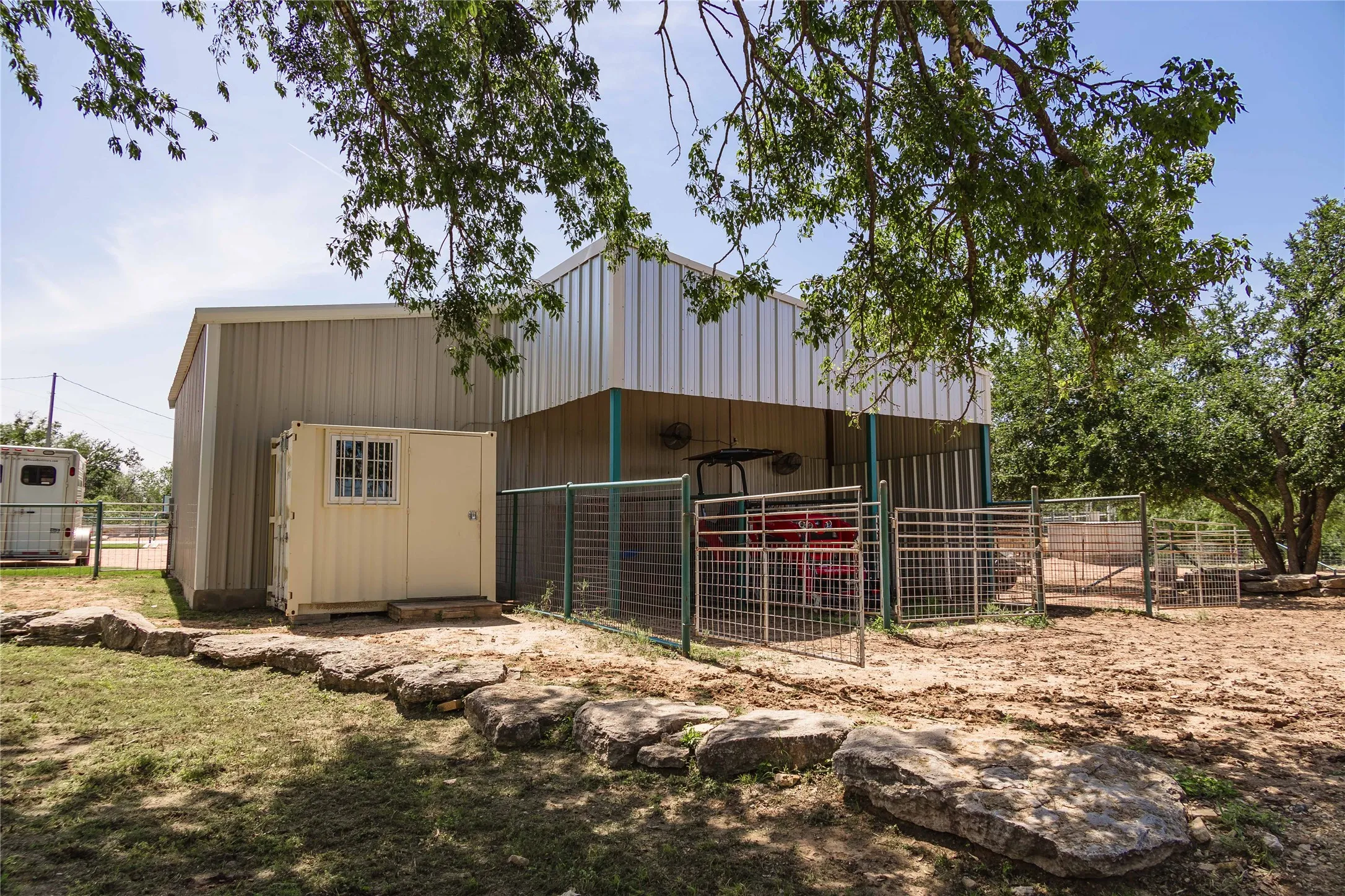 Single Family Residence For Sale in San Saba County , 217 County Rd. 102, San Saba, Texas 76877, 4 Bedrooms, 2 Bathrooms, 2 Garage spaces, 2,210 Sqft, built in 2015, New Construction - Complete, Price $795,000, mls#21229024, Real Estate Agent in San Saba, Homes For Sale in San Saba county, Homes For Sale in San Saba, Realtor in San Saba Texas, Real Estate Brokerage Independent Realty Texas, Luminita Cordes Realtor