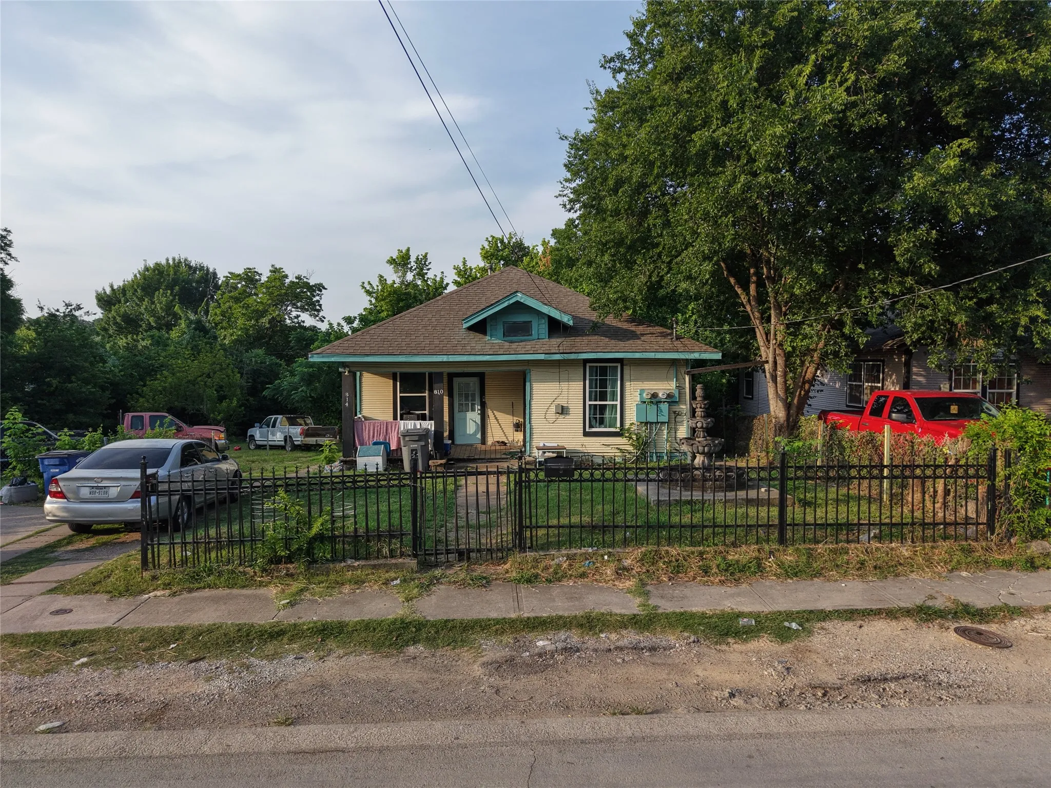 Improved Land For Sale in Dallas County , 810 E 12th Street, Dallas, Texas 75203, 0, 0, Garage spaces, 0 Sqft, built in 1925, mls#21233858, Real Estate Agent in Dallas, Homes For Sale in Dallas county, Homes For Sale in Dallas, Realtor in Dallas Texas, Real Estate Brokerage Independent Realty Texas, Luminita Cordes Realtor