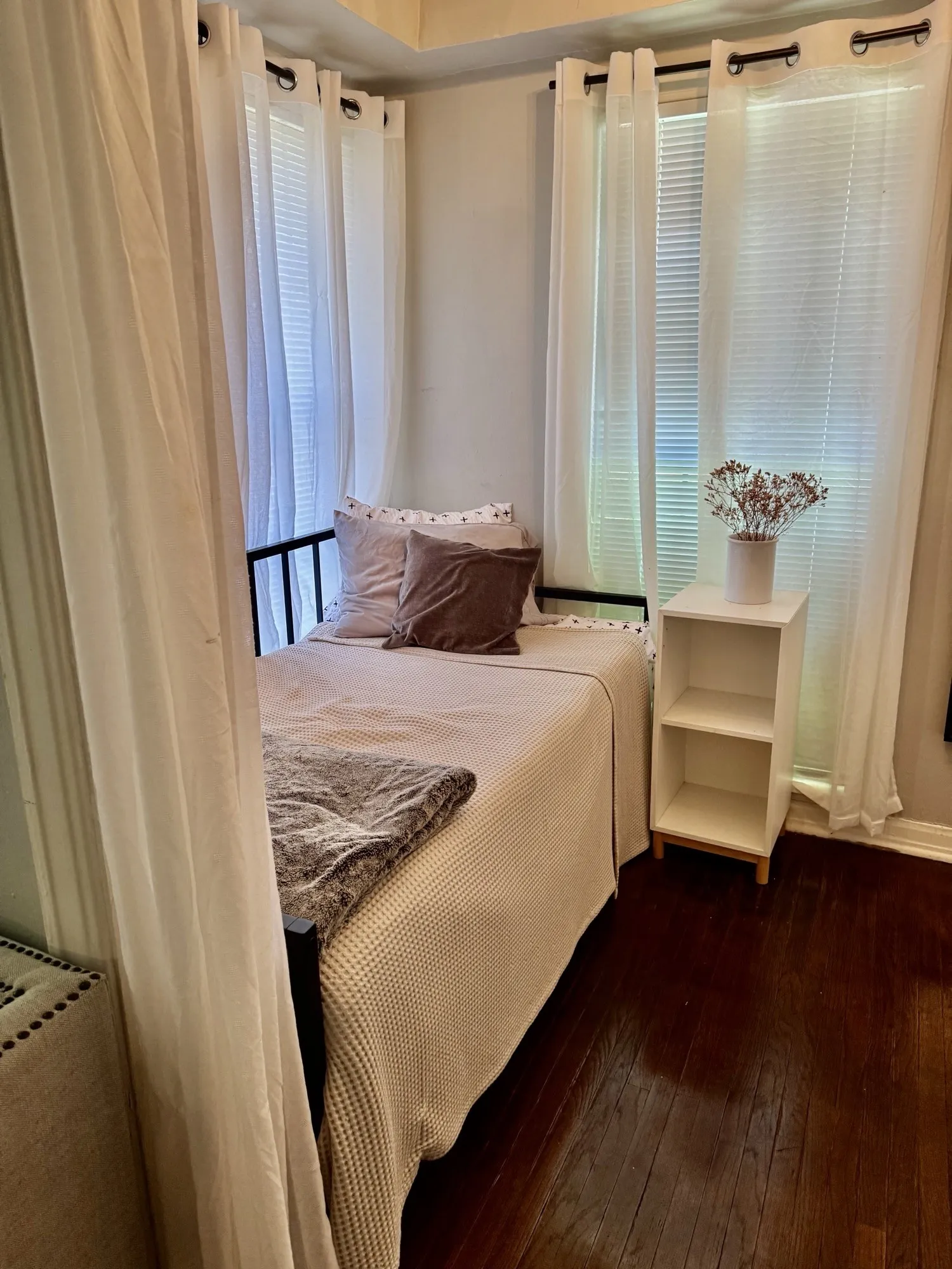 Quadruplex For Sale in Dallas County , 3416 Granada Avenue, University Park, Texas 75205, 0, 0, Garage spaces, 3,846 Sqft, built in 1946, Preowned, Price $1,695,000, mls#21237075, Real Estate Agent in University Park, Homes For Sale in Dallas county, Homes For Sale in University Park, Realtor in University Park Texas, Real Estate Brokerage Independent Realty Texas, Luminita Cordes Realtor