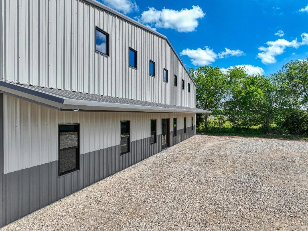 Showing cantilevered awning