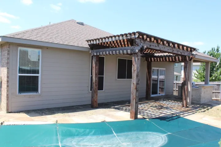 Single Family Residence For Sale in Denton County , 1227 Eagles Nest Trail, Krum, Texas 76249, 4 Bedroom, 2 Bathroom, 2 Garage spaces, 1,851 Sqft, built in 2012, mls#21237093, Real Estate Agent in Krum, Homes For Sale in Denton county, Homes For Sale in Krum, Realtor in Krum Texas, Real Estate Brokerage Independent Realty Texas, Luminita Cordes Realtor