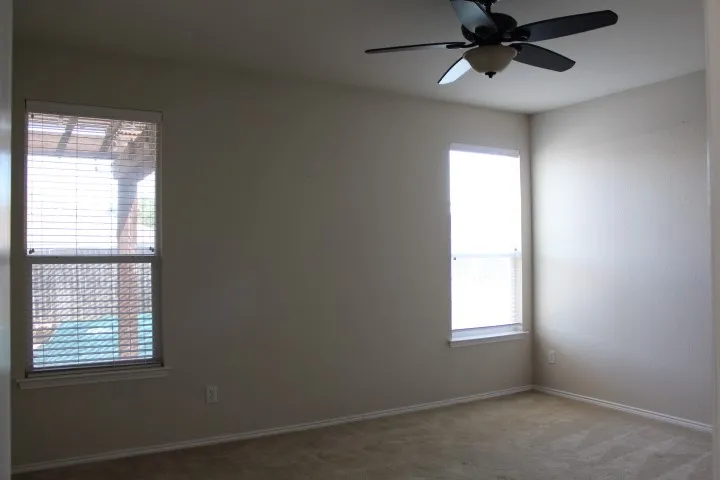 Single Family Residence For Sale in Denton County , 1227 Eagles Nest Trail, Krum, Texas 76249, 4 Bedroom, 2 Bathroom, 2 Garage spaces, 1,851 Sqft, built in 2012, mls#21237093, Real Estate Agent in Krum, Homes For Sale in Denton county, Homes For Sale in Krum, Realtor in Krum Texas, Real Estate Brokerage Independent Realty Texas, Luminita Cordes Realtor