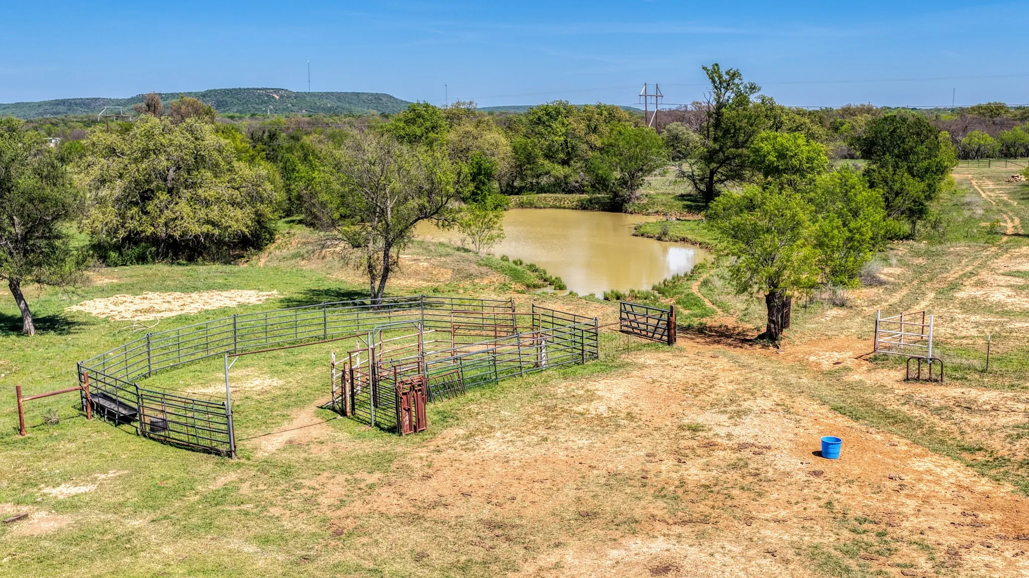 Farm For Sale in Palo Pinto County , 376 Dickson Lane, Gordon, Texas 76453, 3 Bedroom, 2 Bathroom, 2 Garage spaces, 2,888 Sqft, built in 1984, mls#21235594, Real Estate Agent in Gordon, Homes For Sale in Palo Pinto county, Homes For Sale in Gordon, Realtor in Gordon Texas, Real Estate Brokerage Independent Realty Texas, Luminita Cordes Realtor