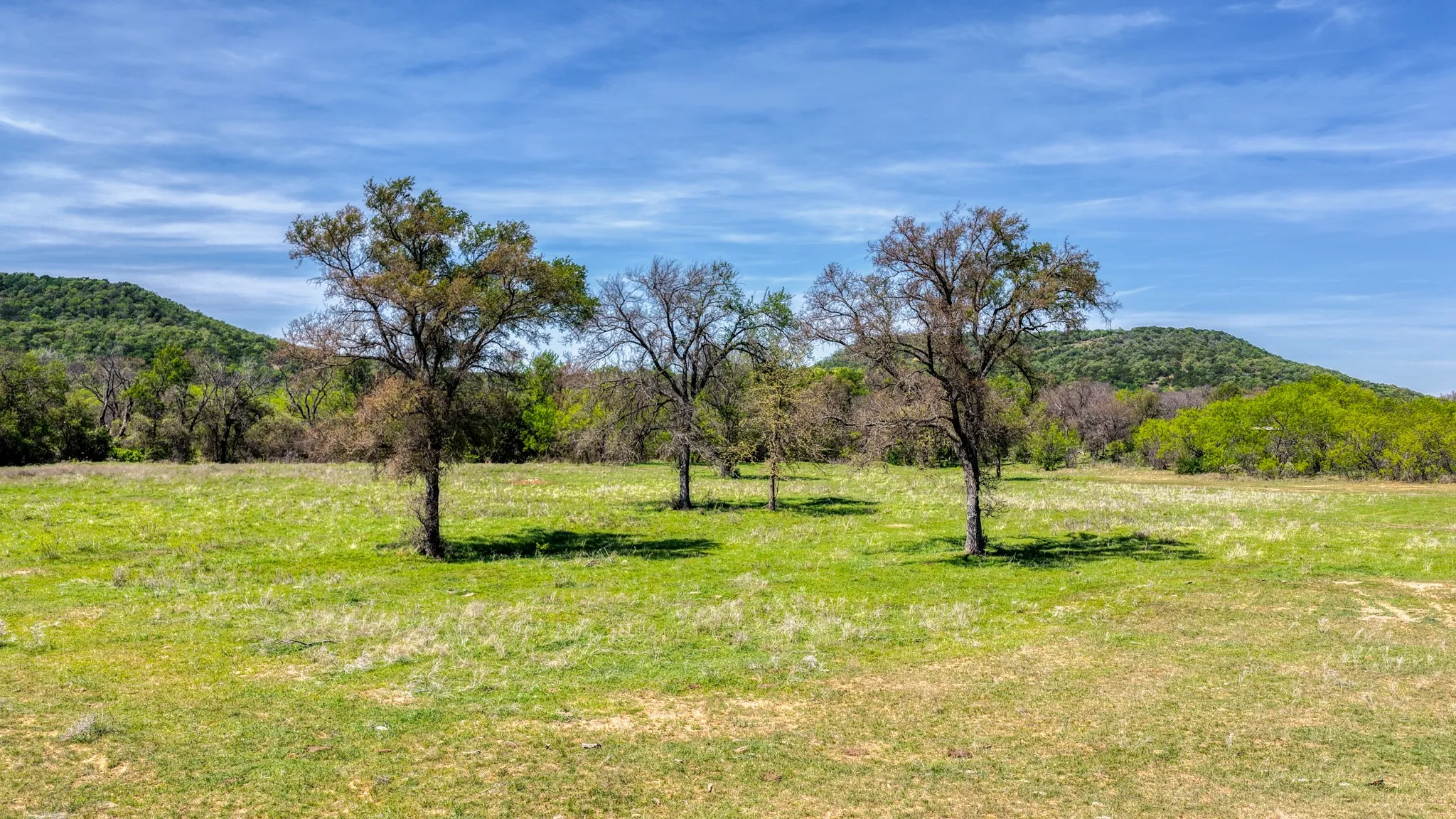 Farm For Sale in Palo Pinto County , 376 Dickson Lane, Gordon, Texas 76453, 3 Bedroom, 2 Bathroom, 2 Garage spaces, 2,888 Sqft, built in 1984, mls#21235594, Real Estate Agent in Gordon, Homes For Sale in Palo Pinto county, Homes For Sale in Gordon, Realtor in Gordon Texas, Real Estate Brokerage Independent Realty Texas, Luminita Cordes Realtor