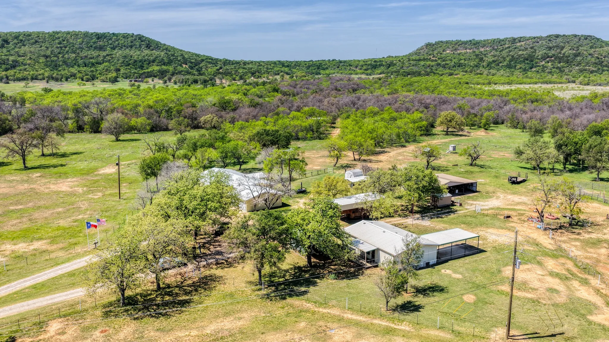 Farm For Sale in Palo Pinto County , 376 Dickson Lane, Gordon, Texas 76453, 3 Bedroom, 2 Bathroom, 2 Garage spaces, 2,888 Sqft, built in 1984, mls#21235594, Real Estate Agent in Gordon, Homes For Sale in Palo Pinto county, Homes For Sale in Gordon, Realtor in Gordon Texas, Real Estate Brokerage Independent Realty Texas, Luminita Cordes Realtor