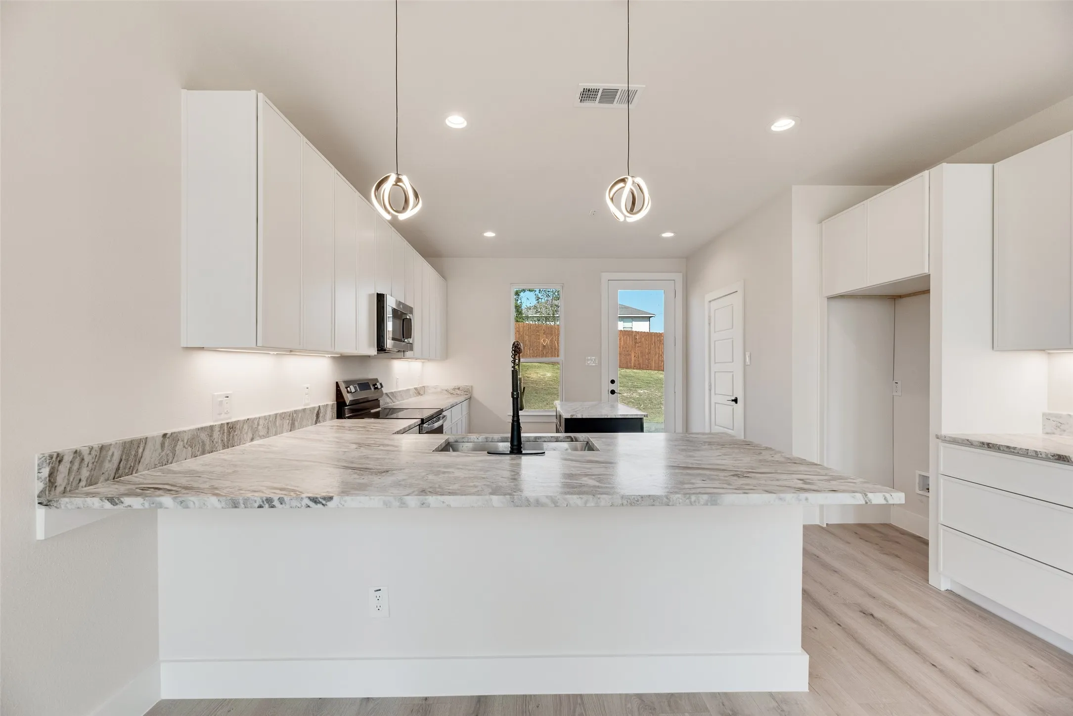 Single Family Residence For Sale in Dallas County , 6046 Plum Dale Road, Dallas, Texas 75241, 4 Bedrooms, 3 Bathrooms, 2 Garage spaces, 2,271 Sqft, built in 2025, Price $419,900, mls#21237109, Real Estate Agent in Dallas, Homes For Sale in Dallas county, Homes For Sale in Dallas, Realtor in Dallas Texas, Real Estate Brokerage Independent Realty Texas, Luminita Cordes Realtor
