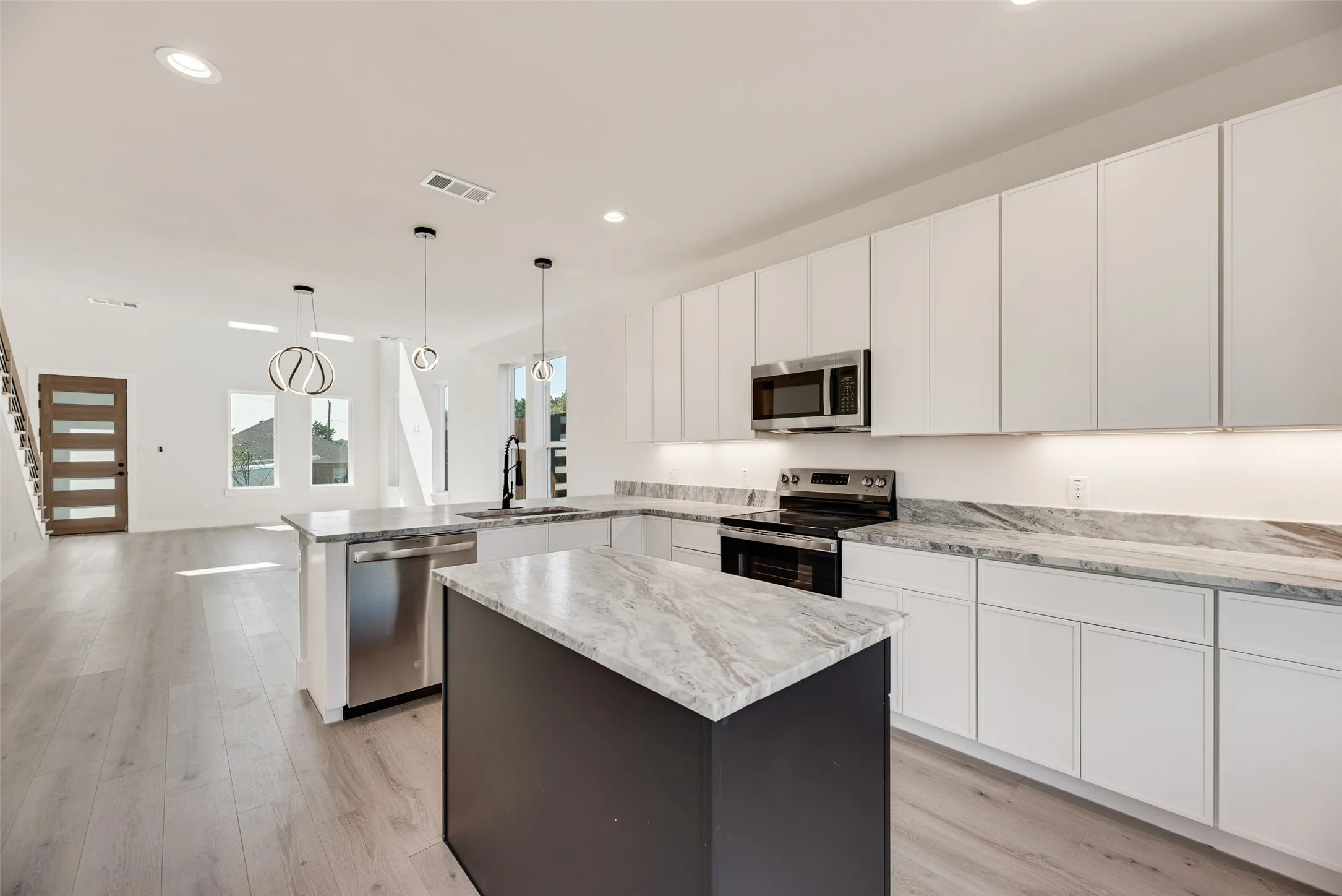 Single Family Residence For Sale in Dallas County , 6046 Plum Dale Road, Dallas, Texas 75241, 4 Bedrooms, 3 Bathrooms, 2 Garage spaces, 2,271 Sqft, built in 2025, Price $419,900, mls#21237109, Real Estate Agent in Dallas, Homes For Sale in Dallas county, Homes For Sale in Dallas, Realtor in Dallas Texas, Real Estate Brokerage Independent Realty Texas, Luminita Cordes Realtor