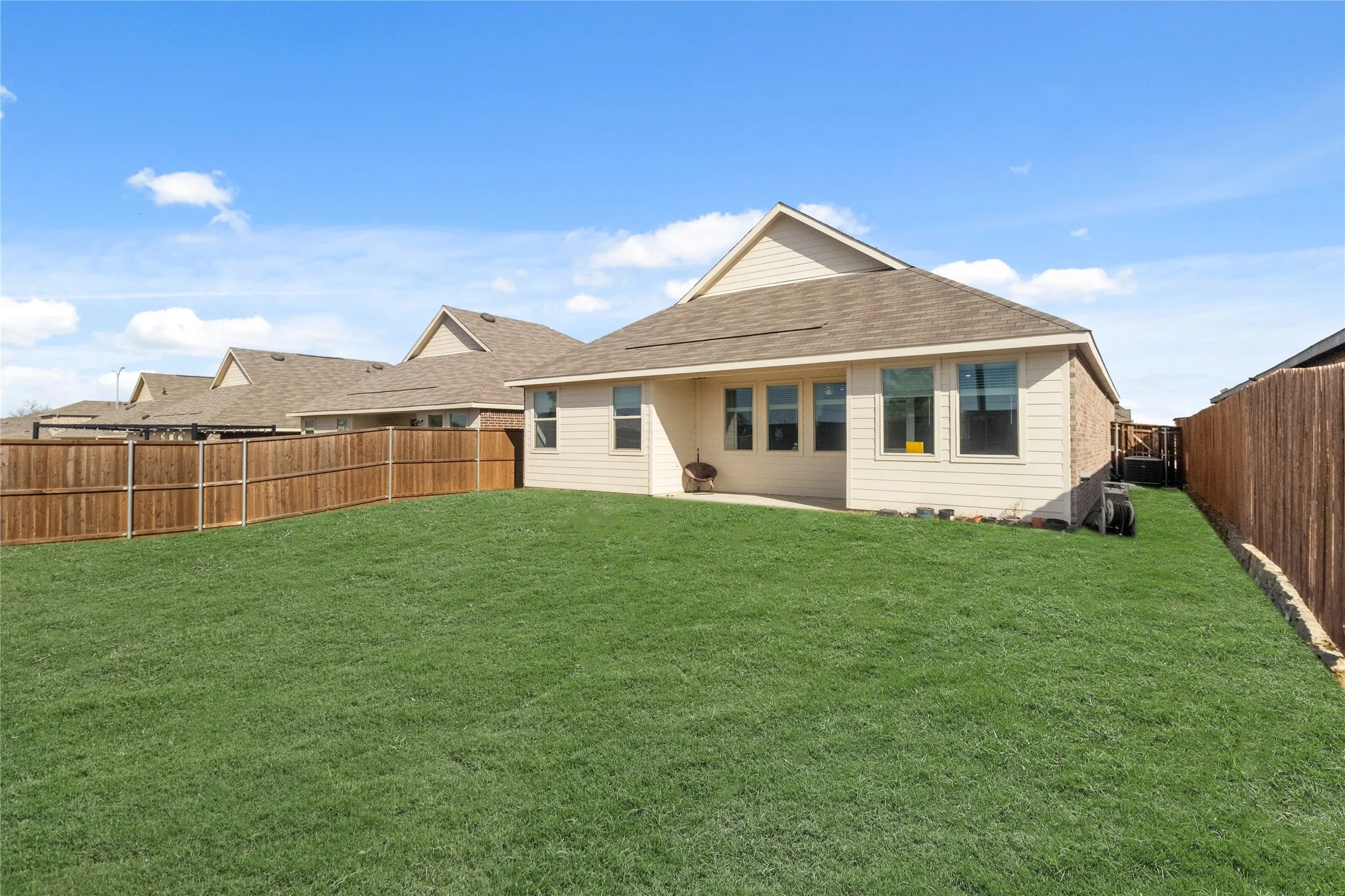 Single Family Residence For Rent in Denton County , 3505 Riverside Drive, Aubrey, Texas 76227, 4 Bedroom, 2 Bathroom, 2 Garage spaces, 1,838 Sqft, built in 2021, Preowned, mls#21237135, Real Estate Agent in Aubrey, Homes For Rent in Denton county, Homes For Rent in Aubrey, Realtor in Aubrey Texas, Real Estate Brokerage Independent Realty Texas, Luminita Cordes Realtor