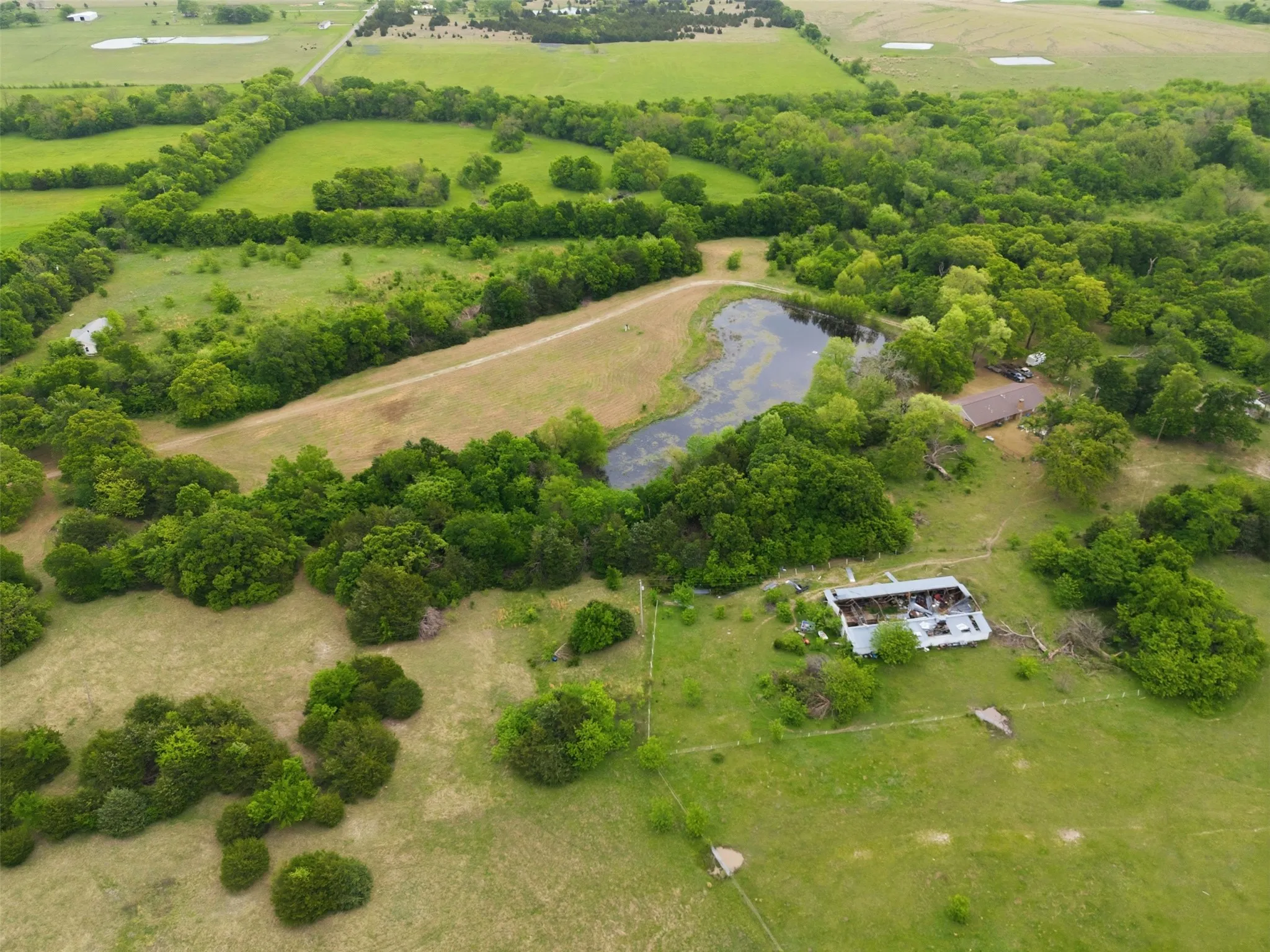 Farm For Sale in Hunt County , 639 County Road 1001, Greenville, Texas 75401, 3 Bedroom, 2 Bathroom, 2 Garage spaces, 2,032 Sqft, built in 1975, Preowned, Price $1,200,000, mls#21228192, Real Estate Agent in Greenville, Homes For Sale in Hunt county, Homes For Sale in Greenville, Realtor in Greenville Texas, Real Estate Brokerage Independent Realty Texas, Luminita Cordes Realtor