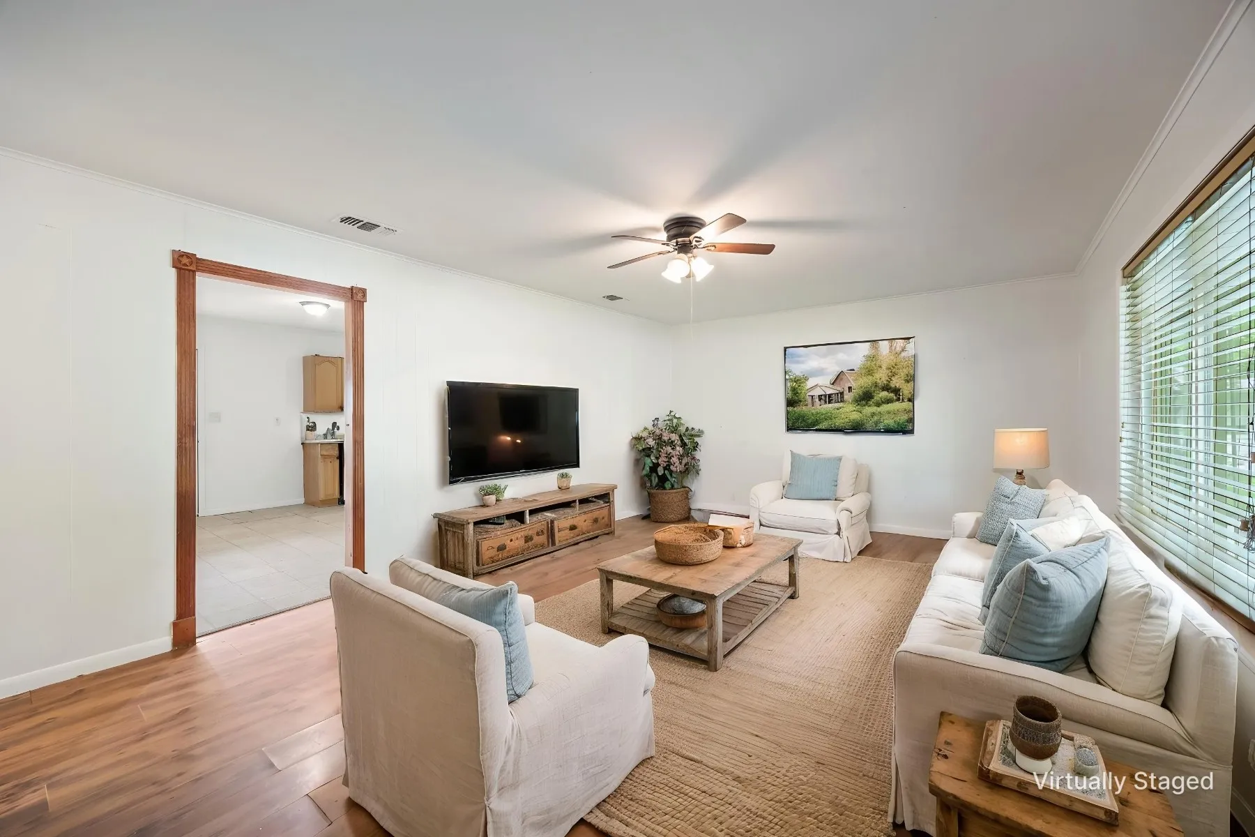 Single Family Residence For Sale in Rains County , 571 S 1st Street, Point, Texas 75472, 3 Bedroom, 1 Bathroom, Garage spaces, 1,305 Sqft, built in 1965, Preowned, mls#21237064, Real Estate Agent in Point, Homes For Sale in Rains county, Homes For Sale in Point, Realtor in Point Texas, Real Estate Brokerage Independent Realty Texas, Luminita Cordes Realtor