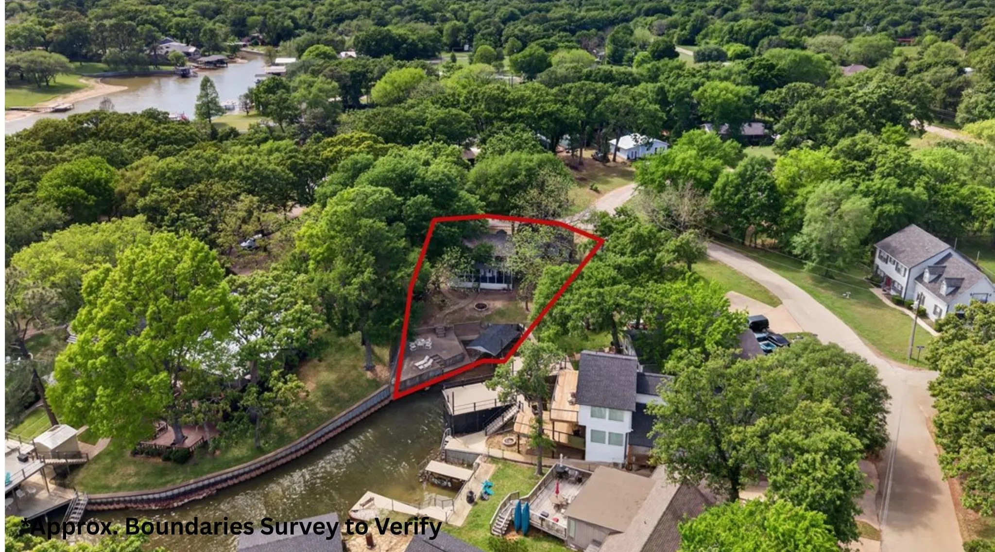 Single Family Residence For Sale in Henderson County , 1529 Oak Shore Drive, Tool, Texas 75143, 3 Bedroom, 2 Bathroom, Garage spaces, 1,536 Sqft, built in 1970, Preowned, mls#21216985, Real Estate Agent in Tool, Homes For Sale in Henderson county, Homes For Sale in Tool, Realtor in Tool Texas, Real Estate Brokerage Independent Realty Texas, Luminita Cordes Realtor