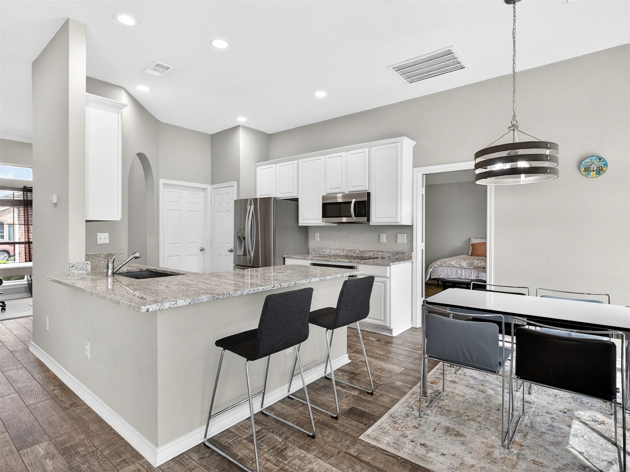 Single Family Residence For Sale in Collin County , 11305 Ocean Road, Frisco, Texas 75035, 4 Bedroom, 2 Bathroom, 2 Garage spaces, 1,813 Sqft, built in 1998, mls#21237311, Real Estate Agent in Frisco, Homes For Sale in Collin county, Homes For Sale in Frisco, Realtor in Frisco Texas, Real Estate Brokerage Independent Realty Texas, Luminita Cordes Realtor