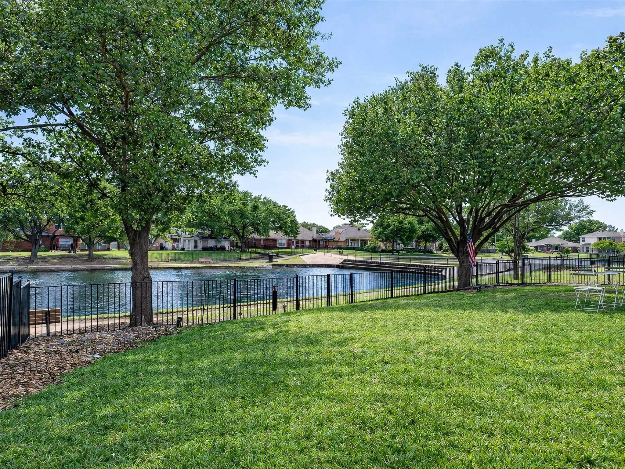Single Family Residence For Sale in Collin County , 11305 Ocean Road, Frisco, Texas 75035, 4 Bedroom, 2 Bathroom, 2 Garage spaces, 1,813 Sqft, built in 1998, mls#21237311, Real Estate Agent in Frisco, Homes For Sale in Collin county, Homes For Sale in Frisco, Realtor in Frisco Texas, Real Estate Brokerage Independent Realty Texas, Luminita Cordes Realtor