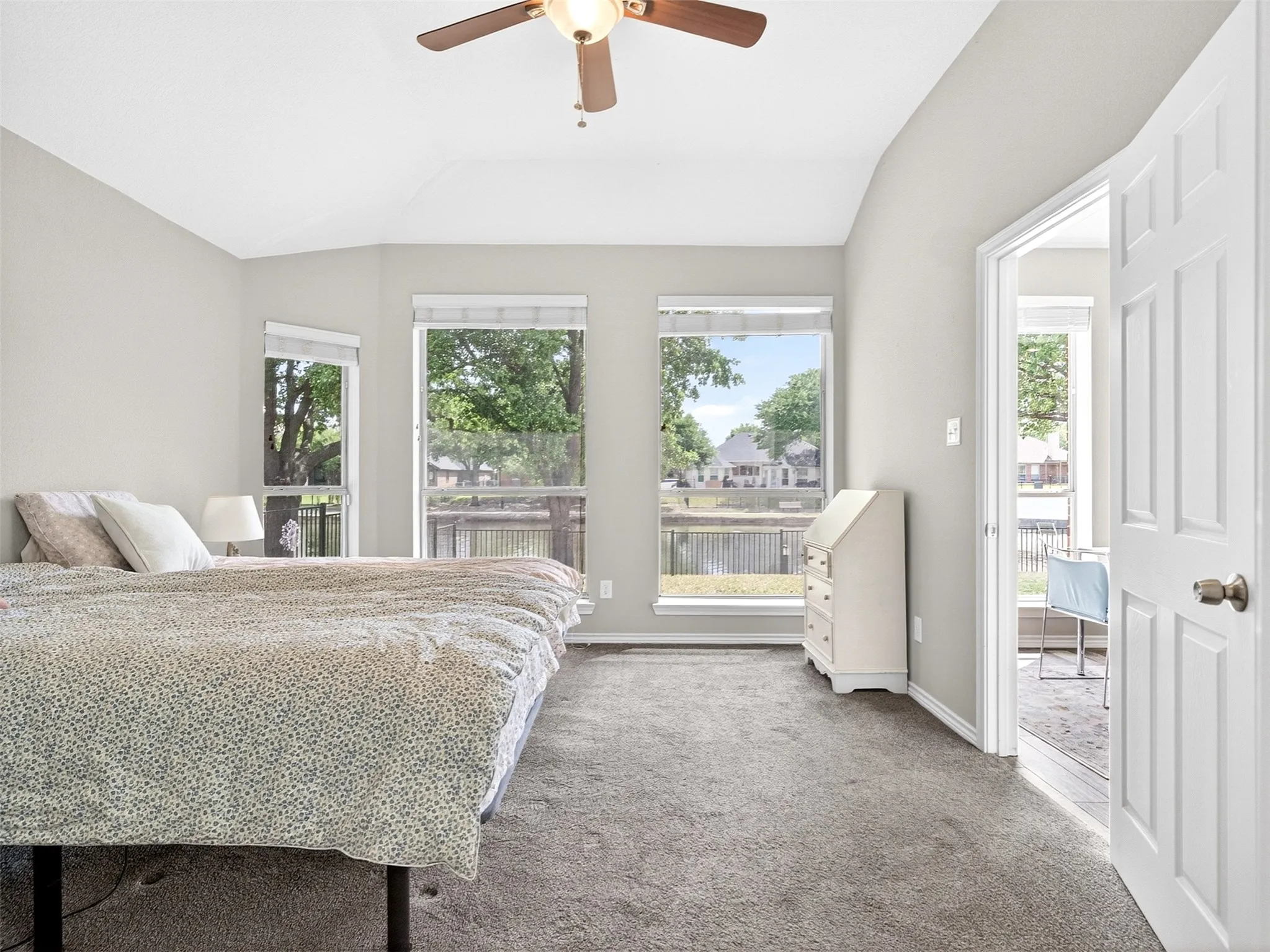 Single Family Residence For Sale in Collin County , 11305 Ocean Road, Frisco, Texas 75035, 4 Bedroom, 2 Bathroom, 2 Garage spaces, 1,813 Sqft, built in 1998, mls#21237311, Real Estate Agent in Frisco, Homes For Sale in Collin county, Homes For Sale in Frisco, Realtor in Frisco Texas, Real Estate Brokerage Independent Realty Texas, Luminita Cordes Realtor