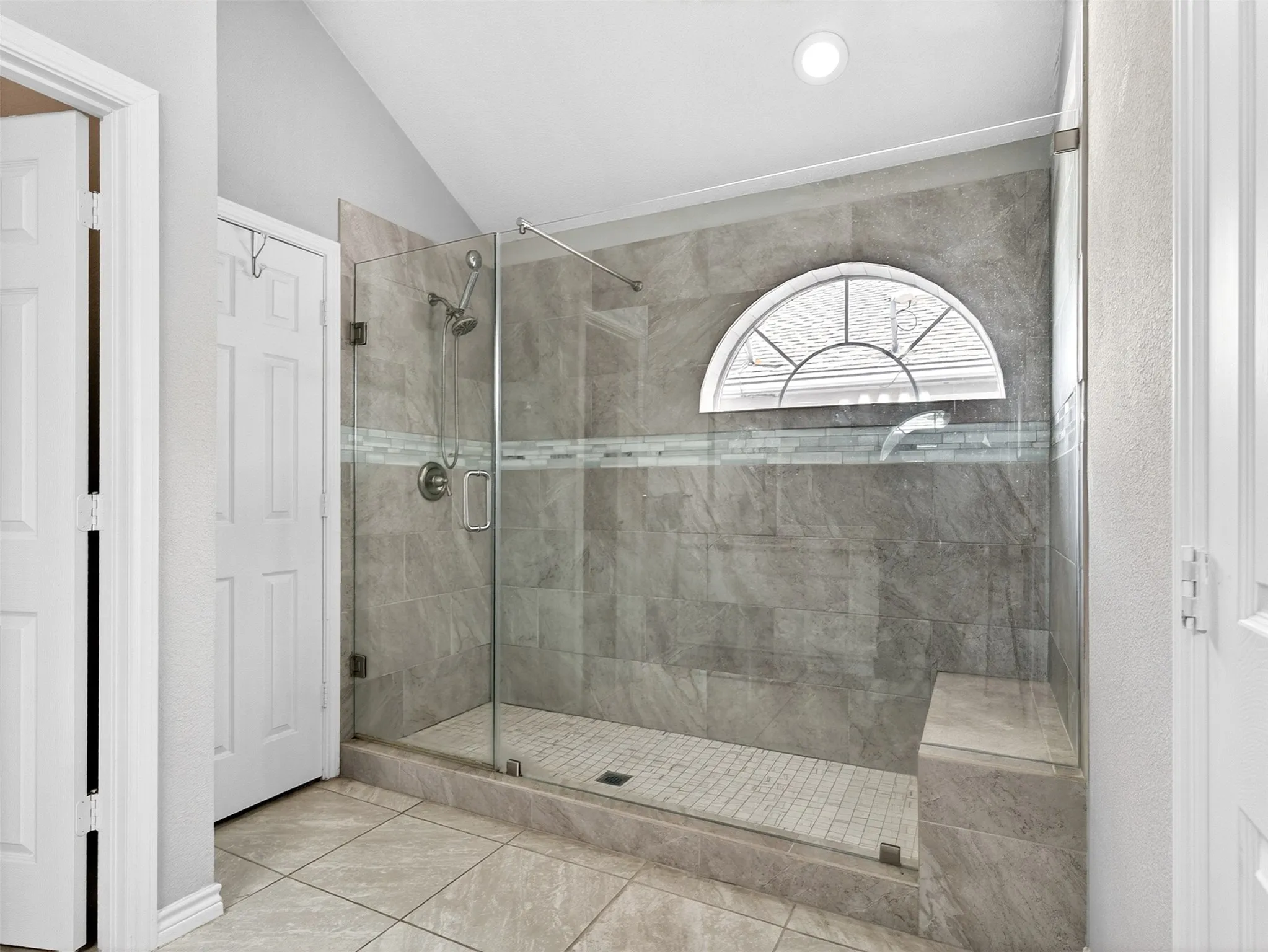 Single Family Residence For Sale in Collin County , 11305 Ocean Road, Frisco, Texas 75035, 4 Bedroom, 2 Bathroom, 2 Garage spaces, 1,813 Sqft, built in 1998, mls#21237311, Real Estate Agent in Frisco, Homes For Sale in Collin county, Homes For Sale in Frisco, Realtor in Frisco Texas, Real Estate Brokerage Independent Realty Texas, Luminita Cordes Realtor
