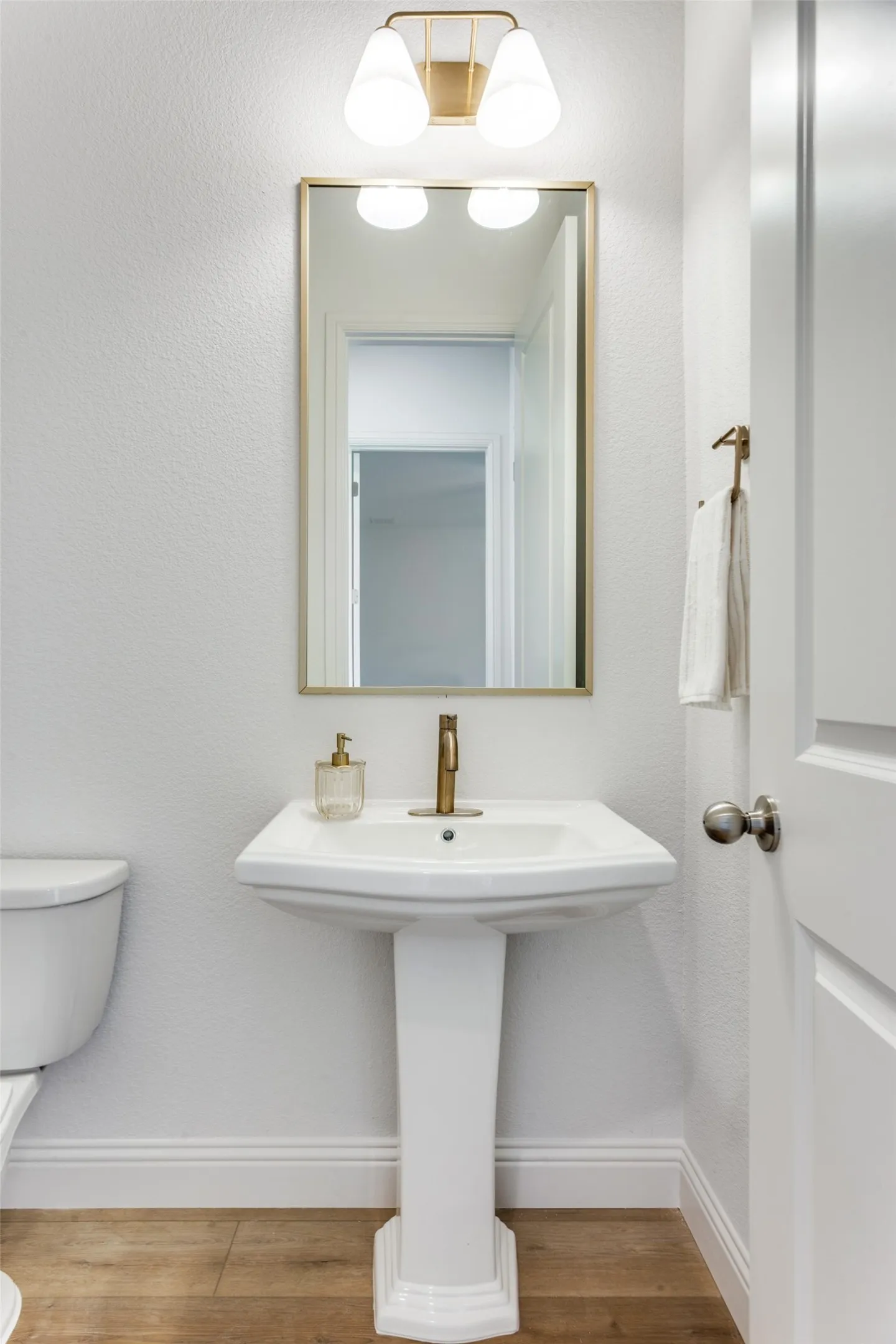 Single Family Residence For Sale in Tarrant County , 8965 Armstrong Court, Benbrook, Texas 76126, 4 Bedroom, 4 Bathroom, 2 Garage spaces, 3,007 Sqft, built in 2025, New Construction - Complete, mls#21235506, Real Estate Agent in Benbrook, Homes For Sale in Tarrant county, Homes For Sale in Benbrook, Realtor in Benbrook Texas, Real Estate Brokerage Independent Realty Texas, Luminita Cordes Realtor