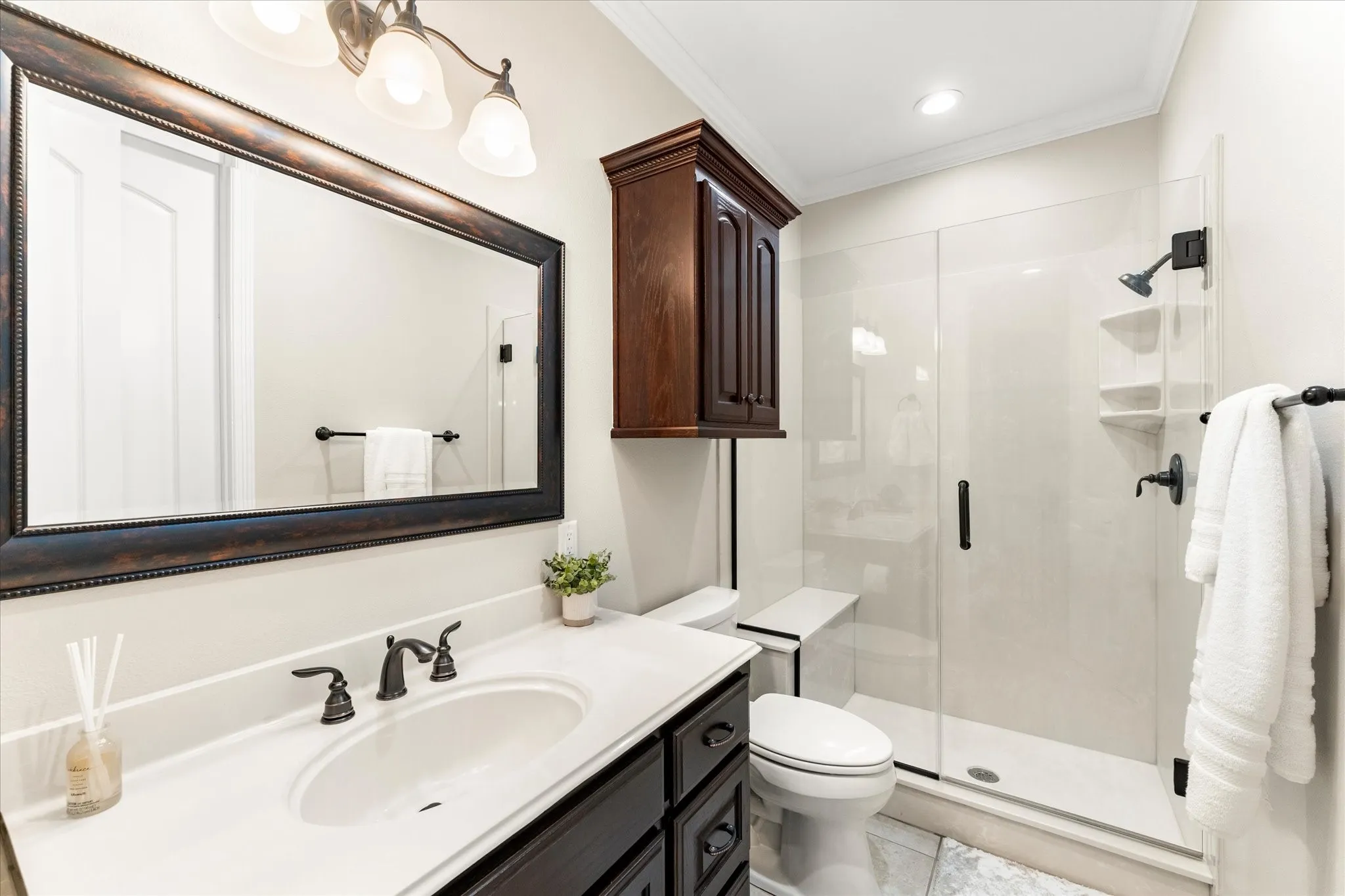 Single Family Residence For Sale in Wood County , 1215 PR 5980, Yantis, Texas 75497, 4 Bedroom, 4 Bathroom, 3 Garage spaces, 3,889 Sqft, built in 2008, Preowned, mls#21224565, Real Estate Agent in Yantis, Homes For Sale in Wood county, Homes For Sale in Yantis, Realtor in Yantis Texas, Real Estate Brokerage Independent Realty Texas, Luminita Cordes Realtor