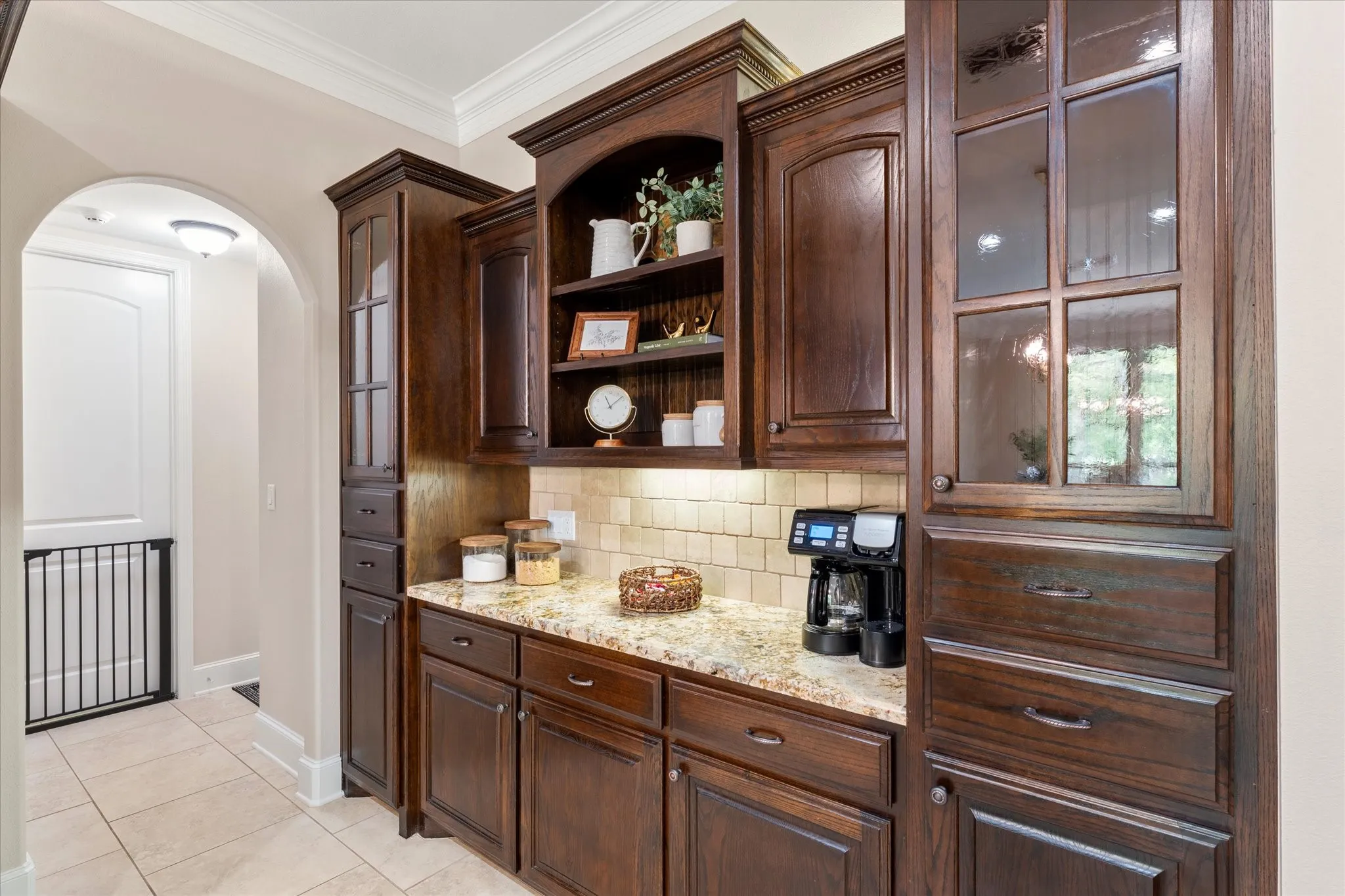 Single Family Residence For Sale in Wood County , 1215 PR 5980, Yantis, Texas 75497, 4 Bedroom, 4 Bathroom, 3 Garage spaces, 3,889 Sqft, built in 2008, Preowned, mls#21224565, Real Estate Agent in Yantis, Homes For Sale in Wood county, Homes For Sale in Yantis, Realtor in Yantis Texas, Real Estate Brokerage Independent Realty Texas, Luminita Cordes Realtor