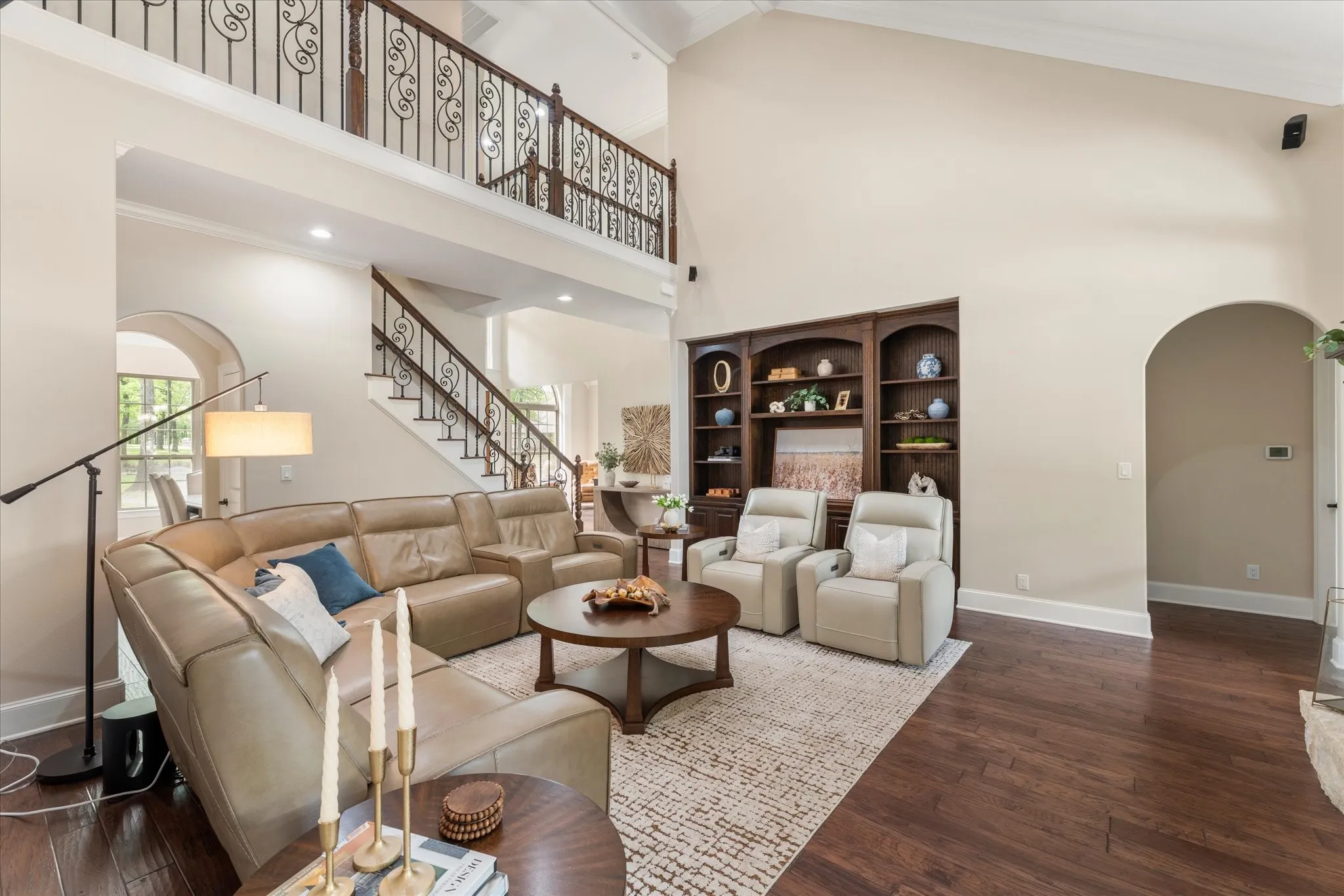 Single Family Residence For Sale in Wood County , 1215 PR 5980, Yantis, Texas 75497, 4 Bedroom, 4 Bathroom, 3 Garage spaces, 3,889 Sqft, built in 2008, Preowned, mls#21224565, Real Estate Agent in Yantis, Homes For Sale in Wood county, Homes For Sale in Yantis, Realtor in Yantis Texas, Real Estate Brokerage Independent Realty Texas, Luminita Cordes Realtor