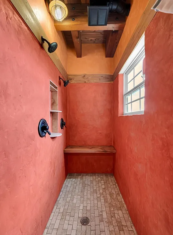 Farm For Sale in Bosque County , 120 Private Road 2123, Meridian, Texas 76665, 3 Bedrooms, 2 Bathrooms, Garage spaces, 2,104 Sqft, built in 2008, Preowned, Price $675,000, mls#21237379, Real Estate Agent in Meridian, Homes For Sale in Bosque county, Homes For Sale in Meridian, Realtor in Meridian Texas, Real Estate Brokerage Independent Realty Texas, Luminita Cordes Realtor