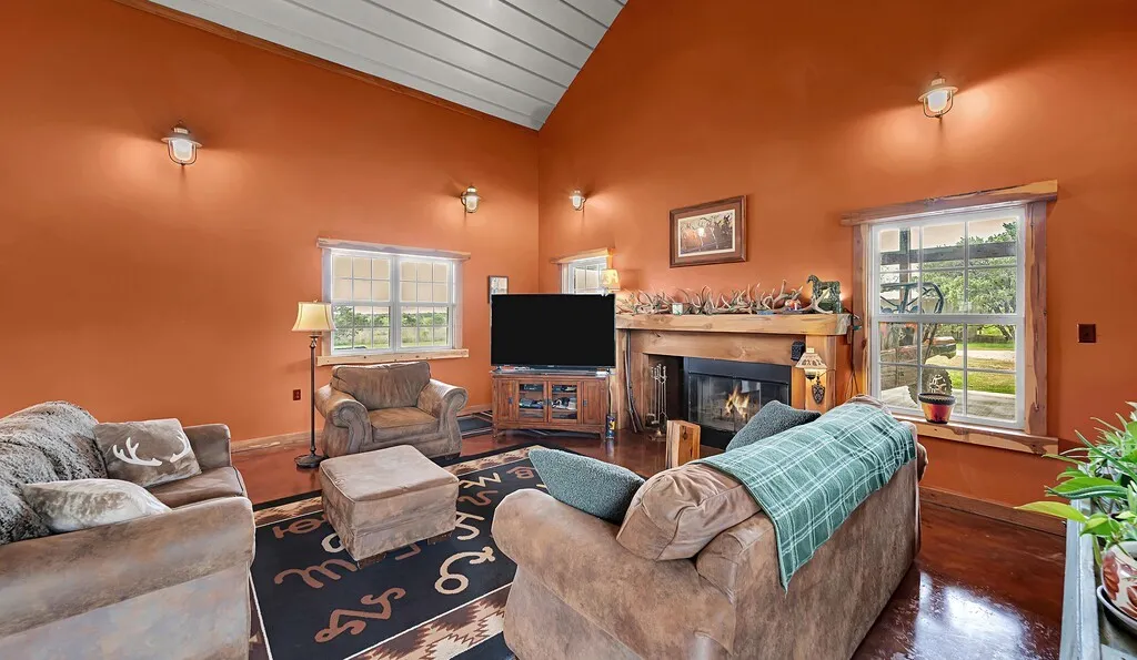 Farm For Sale in Bosque County , 120 Private Road 2123, Meridian, Texas 76665, 3 Bedrooms, 2 Bathrooms, Garage spaces, 2,104 Sqft, built in 2008, Preowned, Price $675,000, mls#21237379, Real Estate Agent in Meridian, Homes For Sale in Bosque county, Homes For Sale in Meridian, Realtor in Meridian Texas, Real Estate Brokerage Independent Realty Texas, Luminita Cordes Realtor